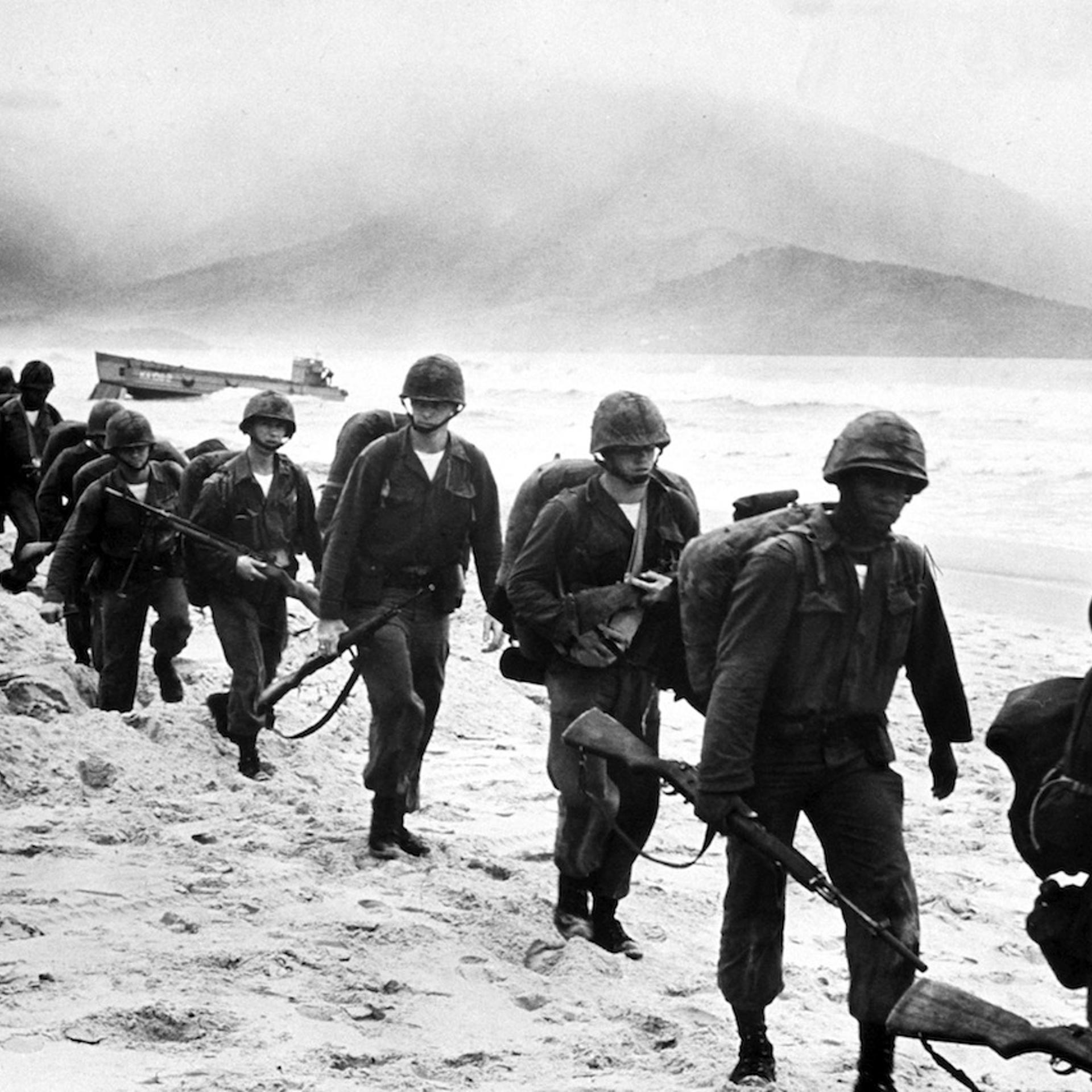 US Marines landing in Da Nang. (Photo b