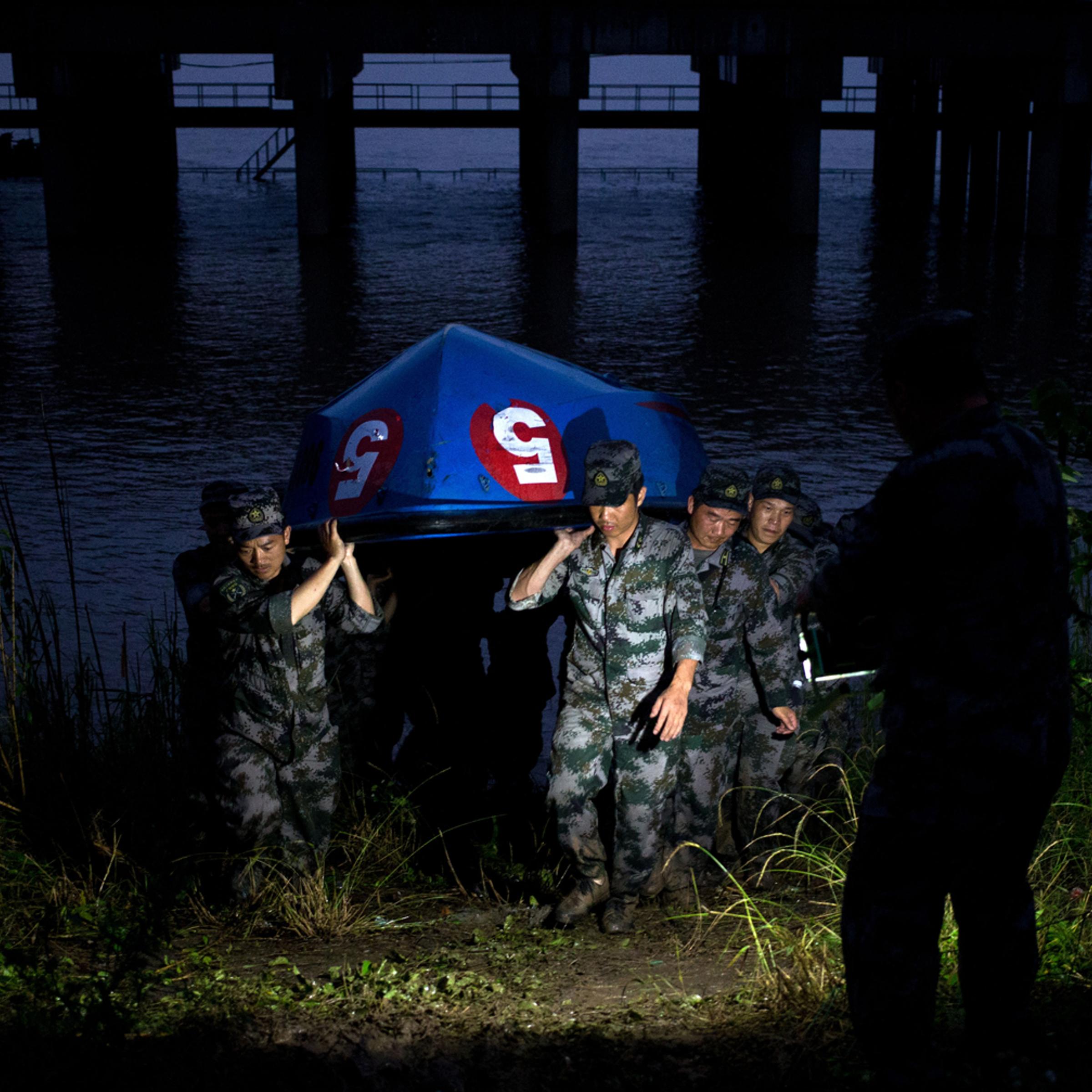 China Boat Sinks