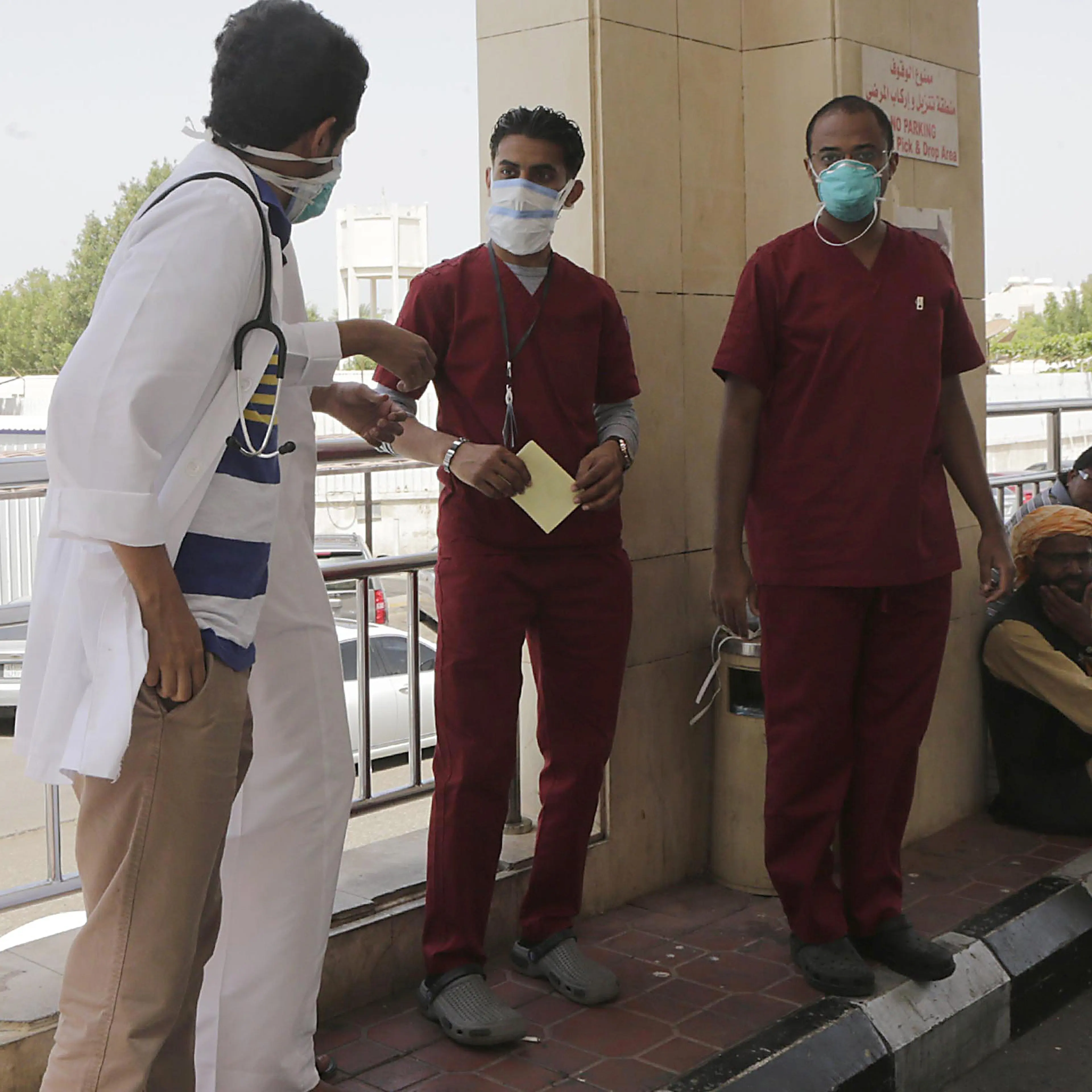 SAUDI-HEALTH-SARS-VIRUS