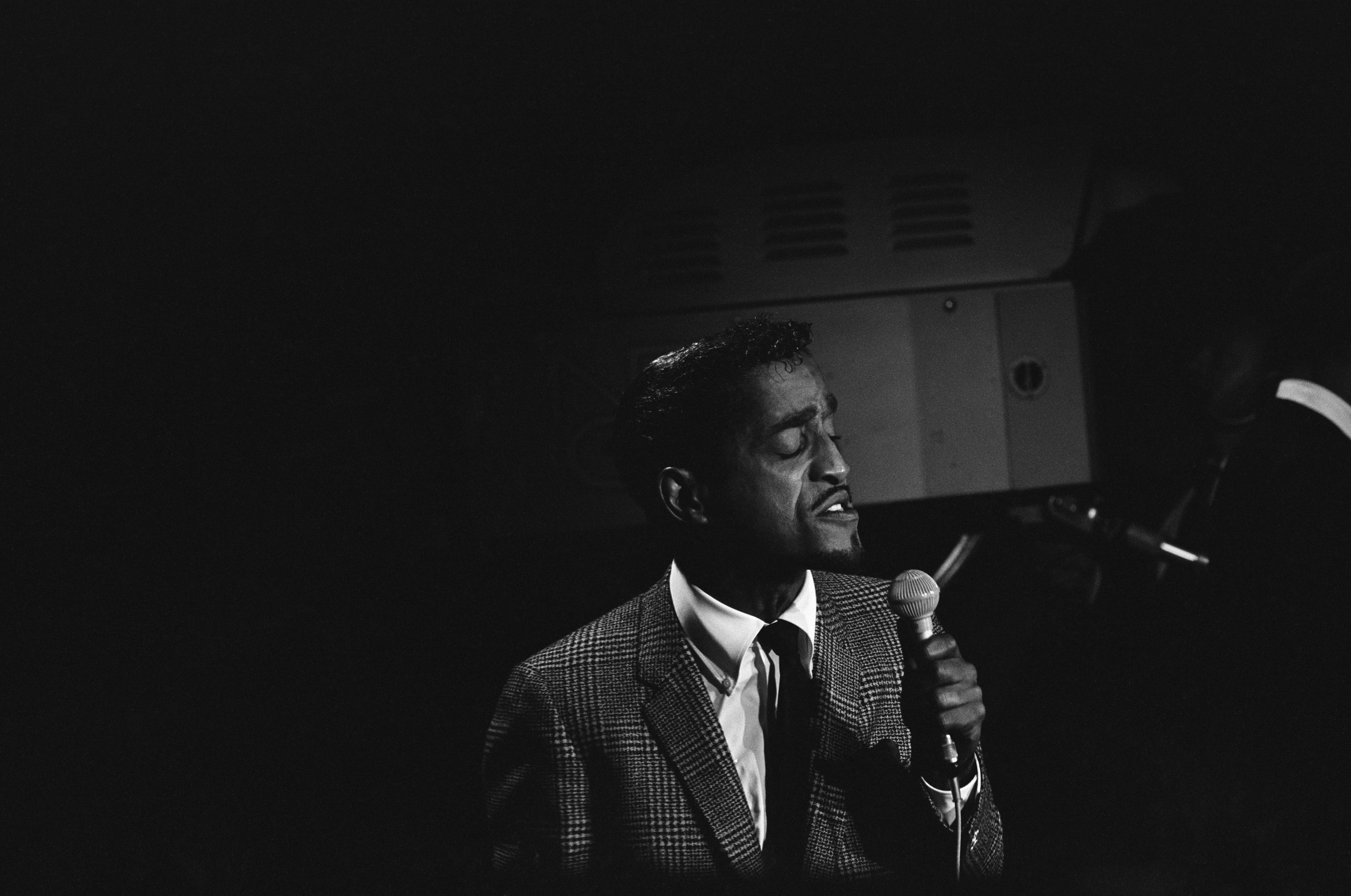 sammy davis jr gun buyback pistol.