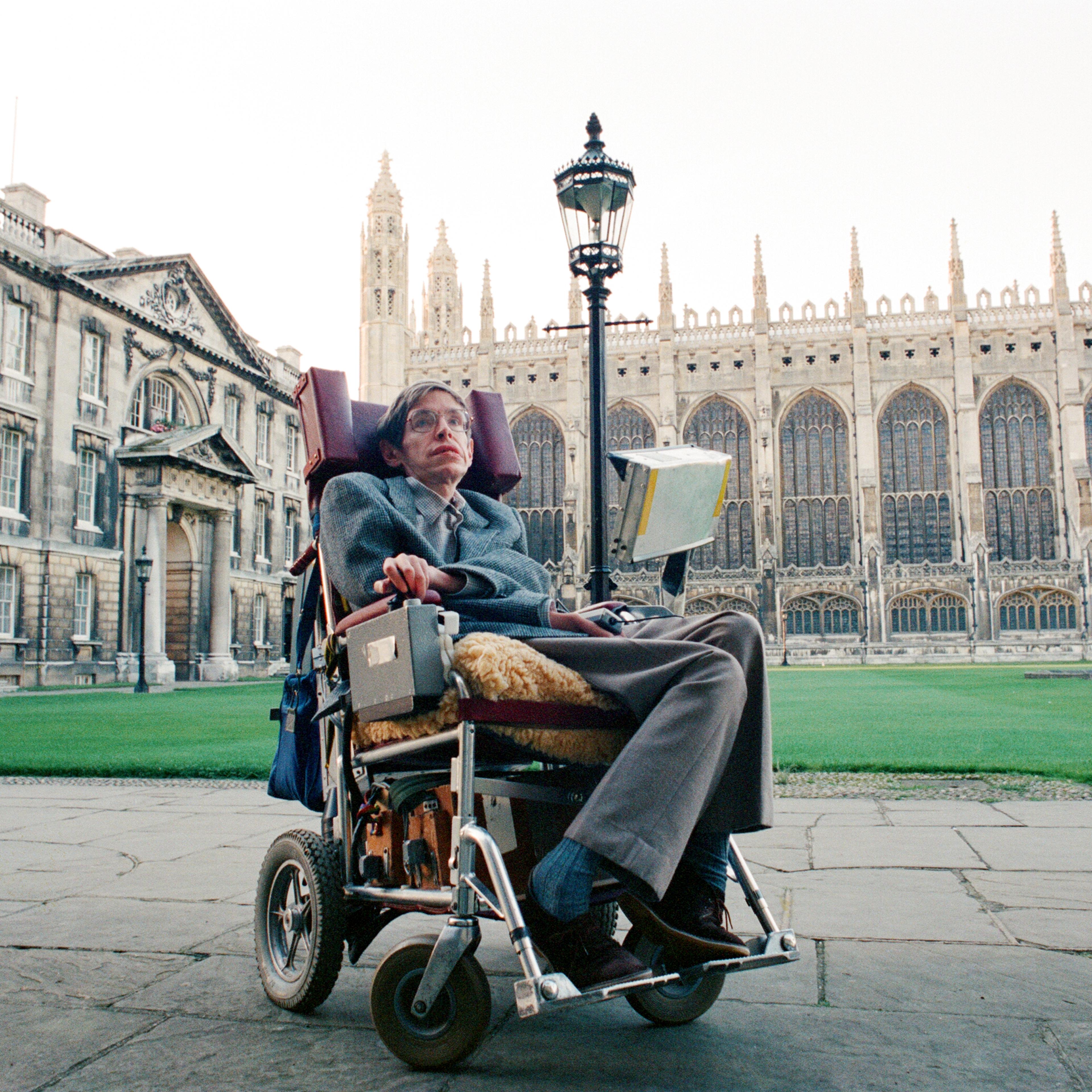 Dr Stephen Hawking, 1988