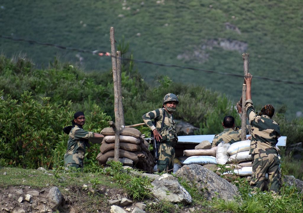 Indian soldiers killed in border clash with China