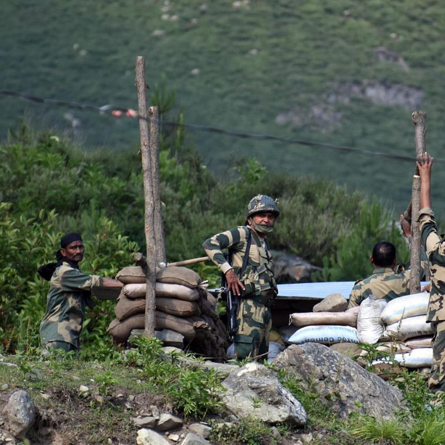 Indian soldiers killed in border clash with China