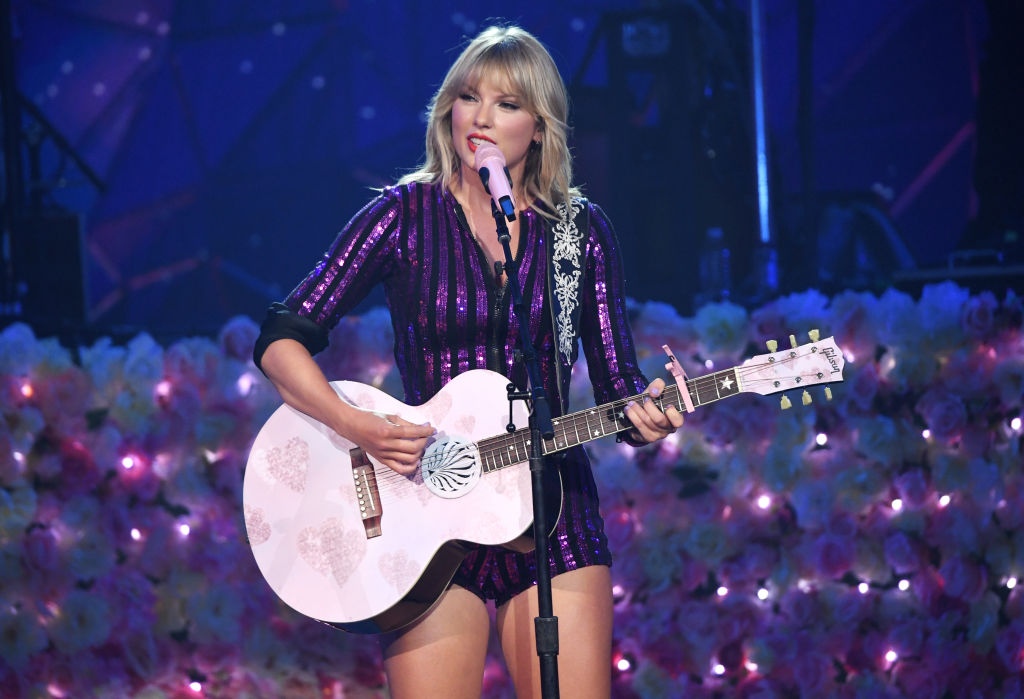 Taylor Swift, Dua Lipa, SZA And Becky G Perform at The Prime Day Concert, Presented by Amazon Music