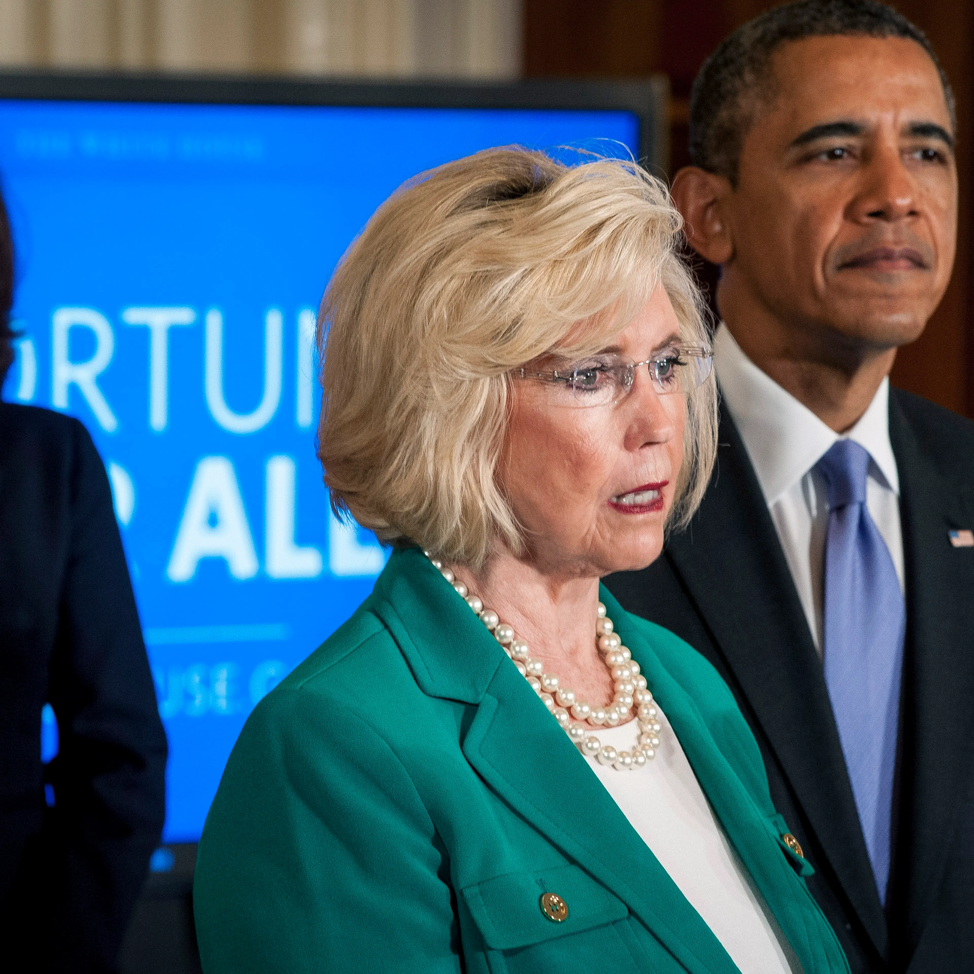 President Obama To Sign Order On Pay Equality