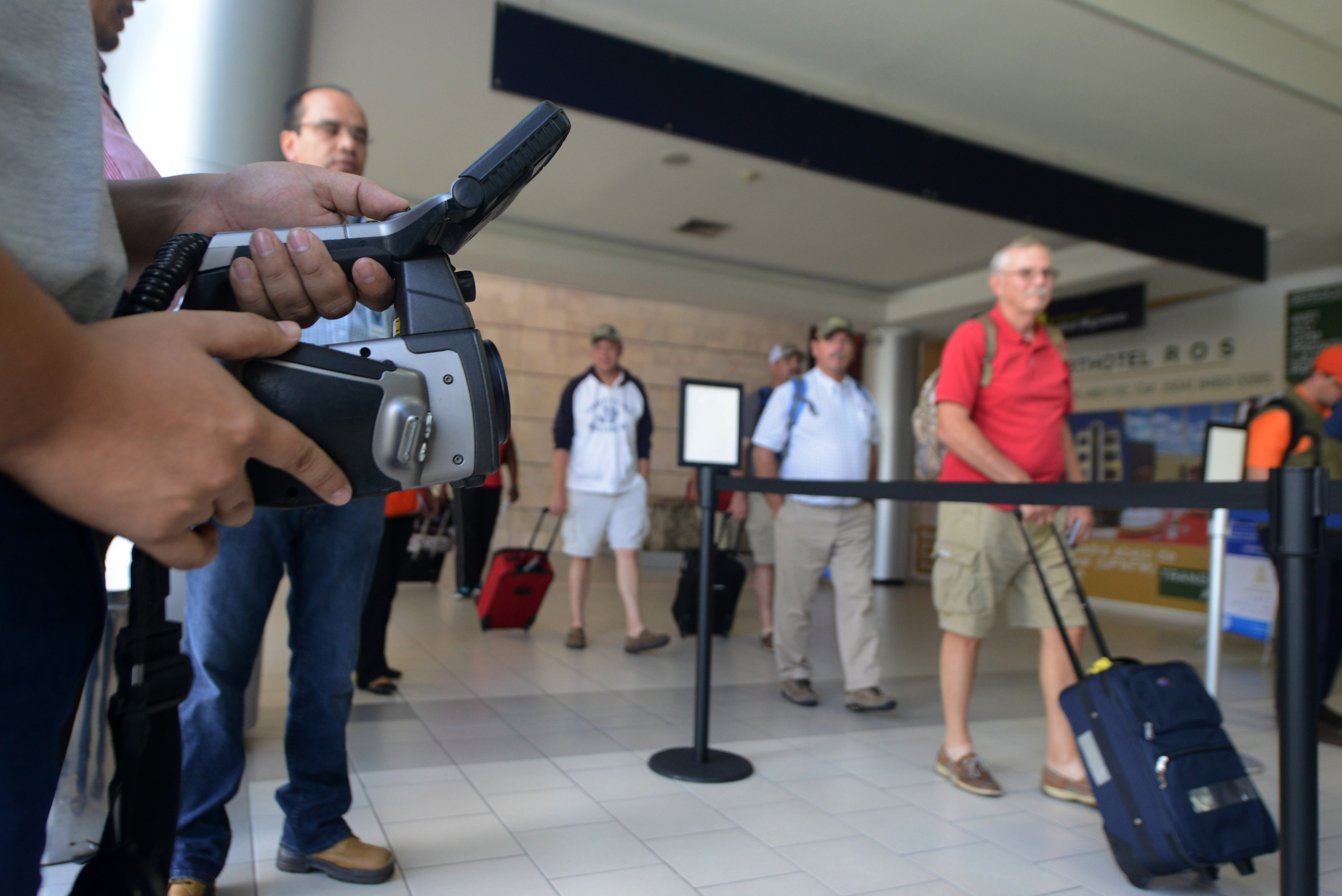 HONDURAS-HEALTH-EBOLA-EPIDEMIC-AIRPORT