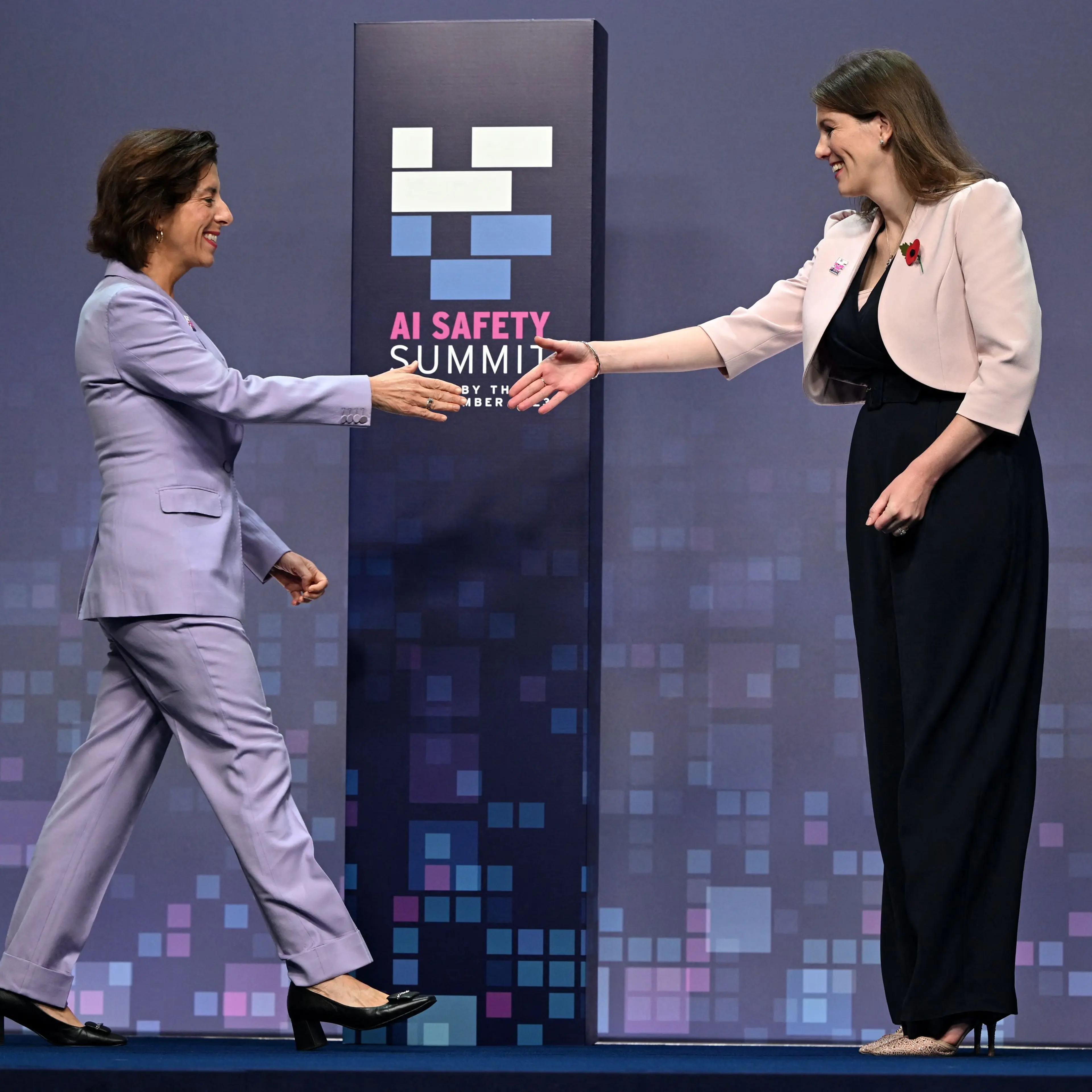 BRITAIN-SCIENCE-DIPLOMACY-POLITICS-COMPUTERS-SUMMIT-AI
