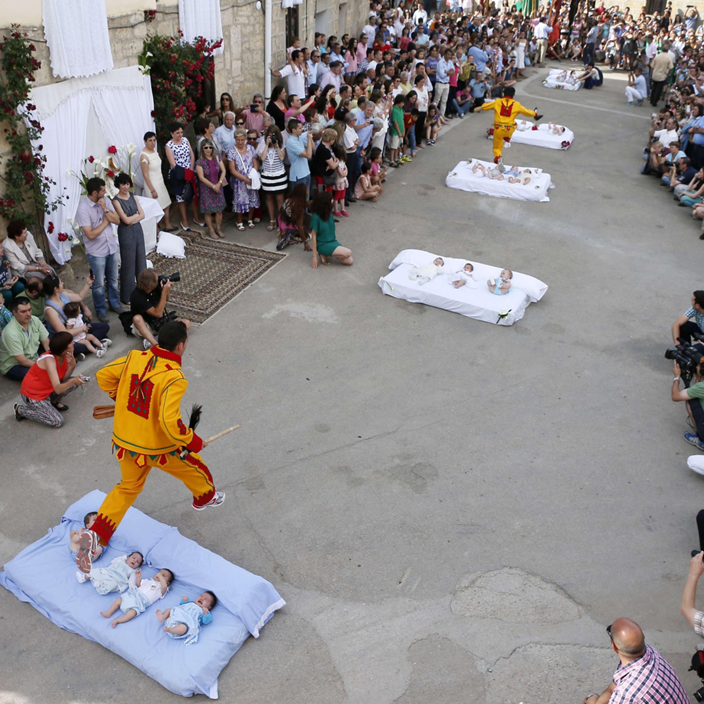 SPAIN-TRADITION-COLACHO-FESTIVAL