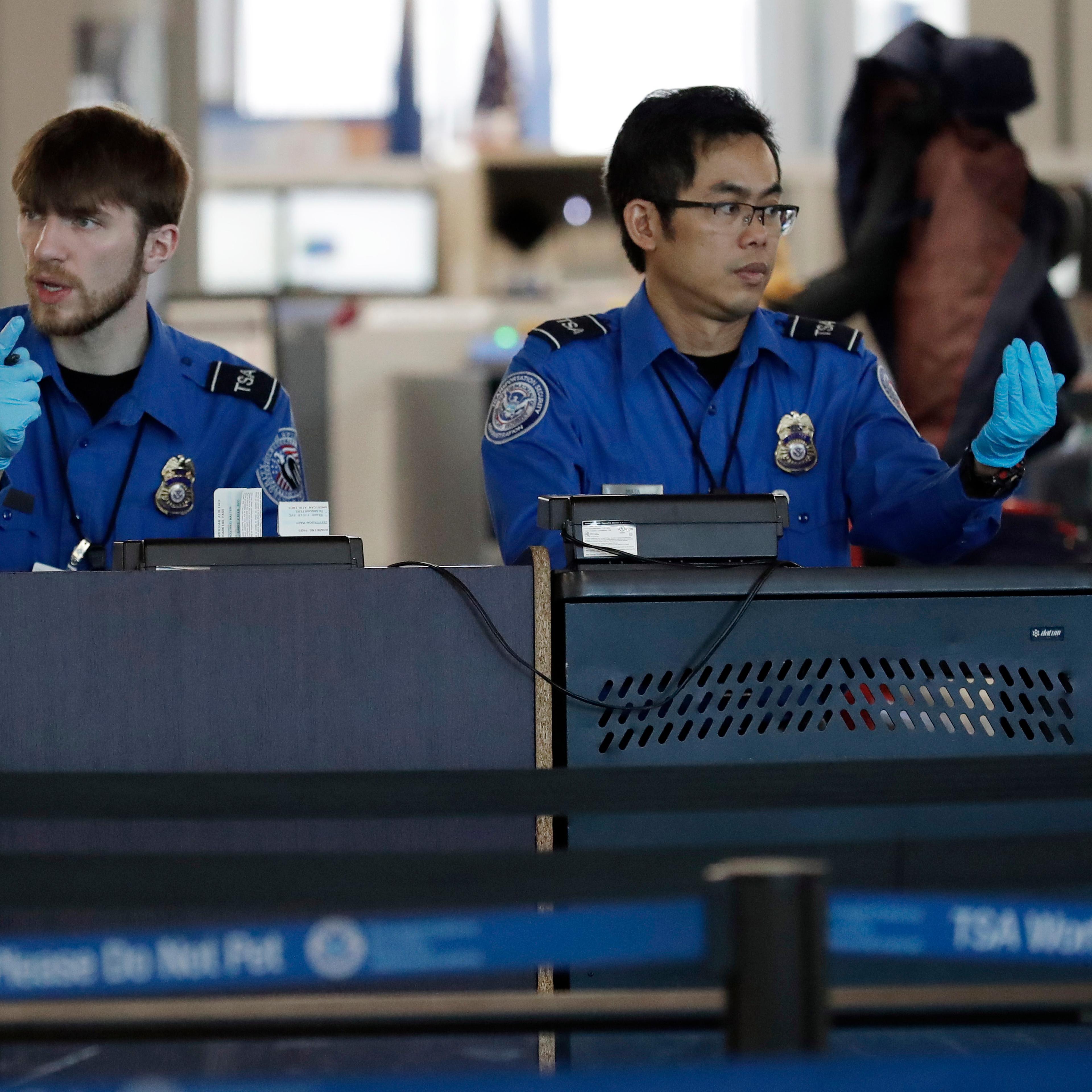 Government Shutdown Airports, Chicago, USA - 05 Jan 2019
