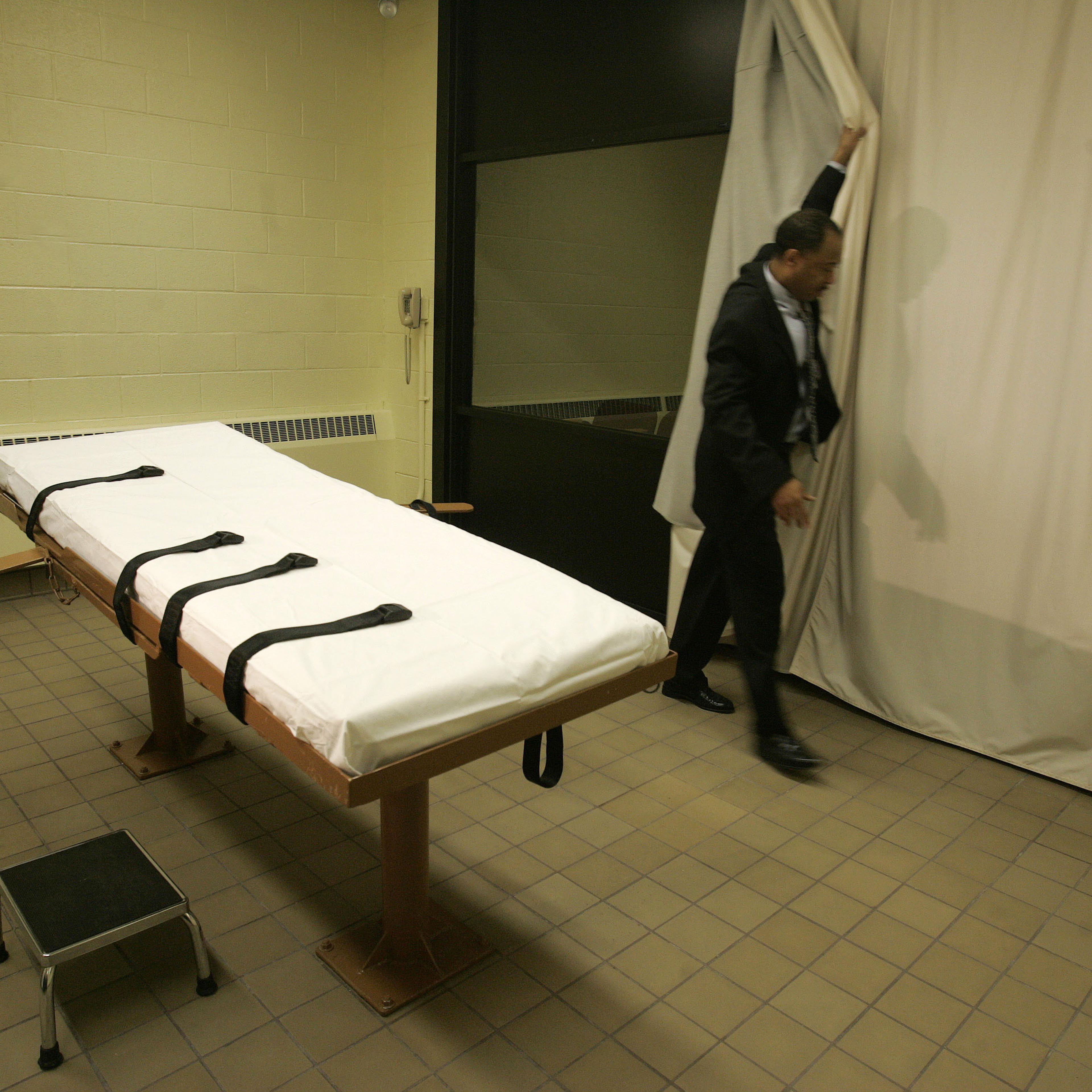 Death Penalty Obese Inmate