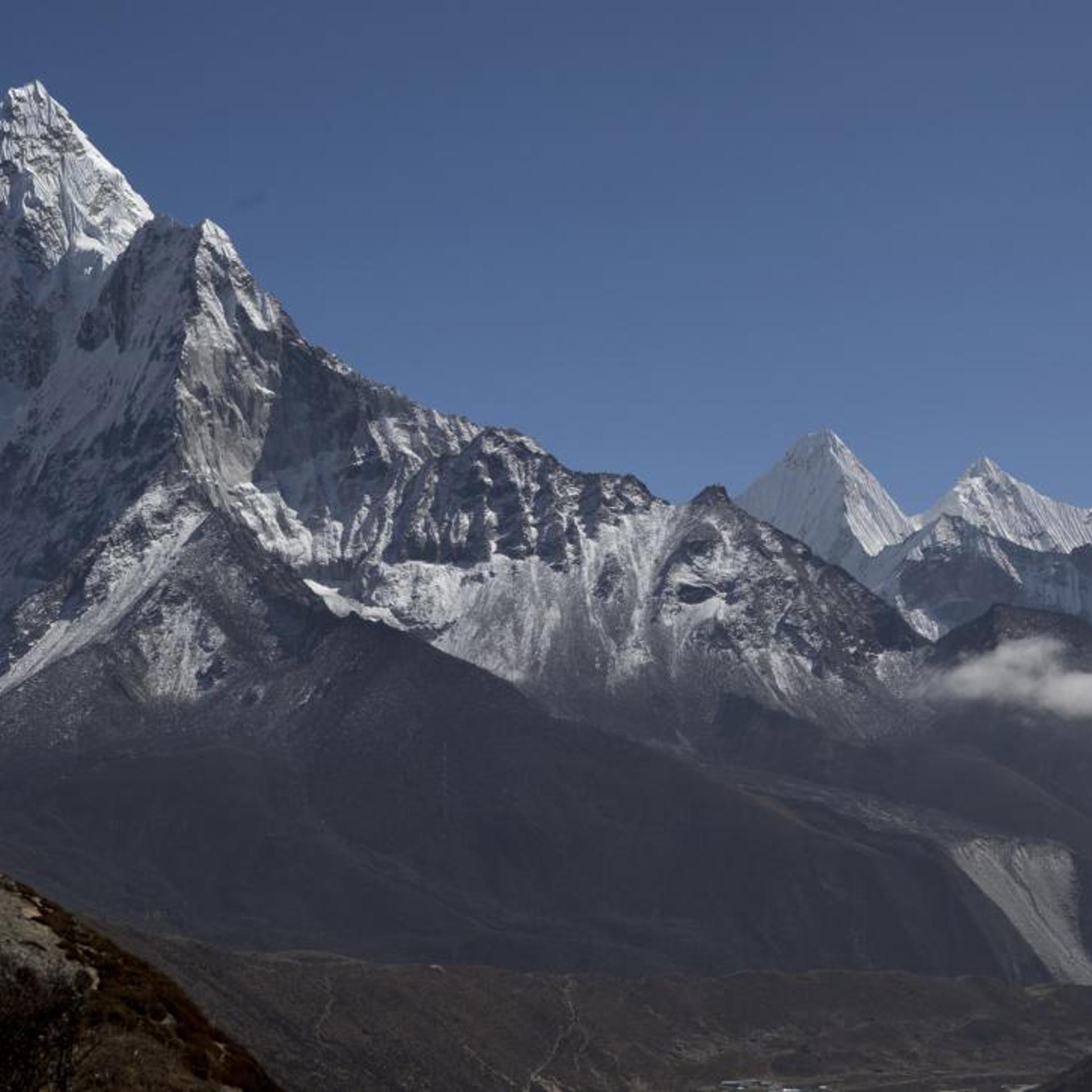 Capturing Everest