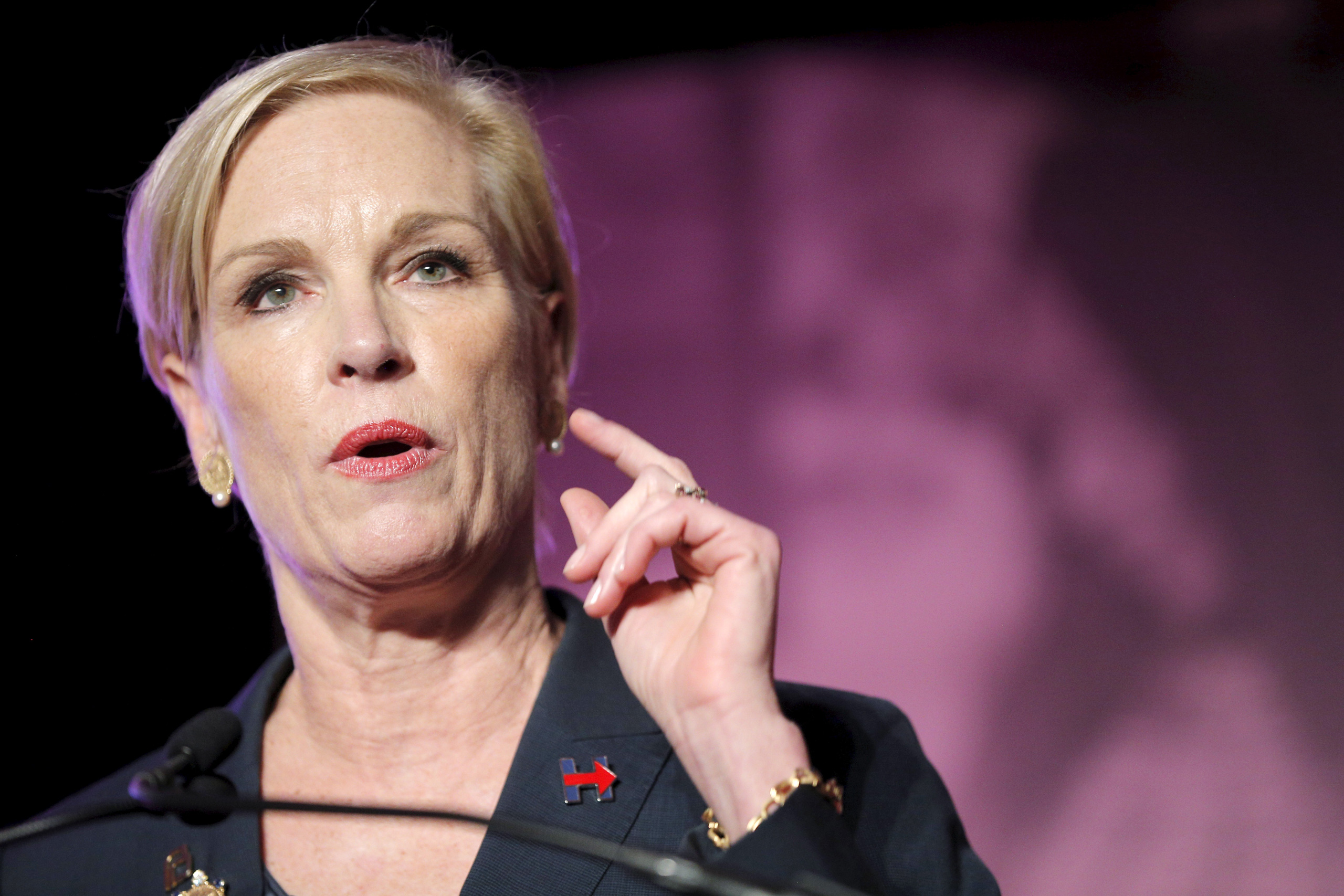 Planned Parenthood Action Fund President Cecile Richards speaks at an event to publicly endorse U.S. Democratic presidential candidate Hillary Clinton in Hooksett, New Hampshire, January 10, 2016. REUTERS/Brian Snyder - RTX21RMB