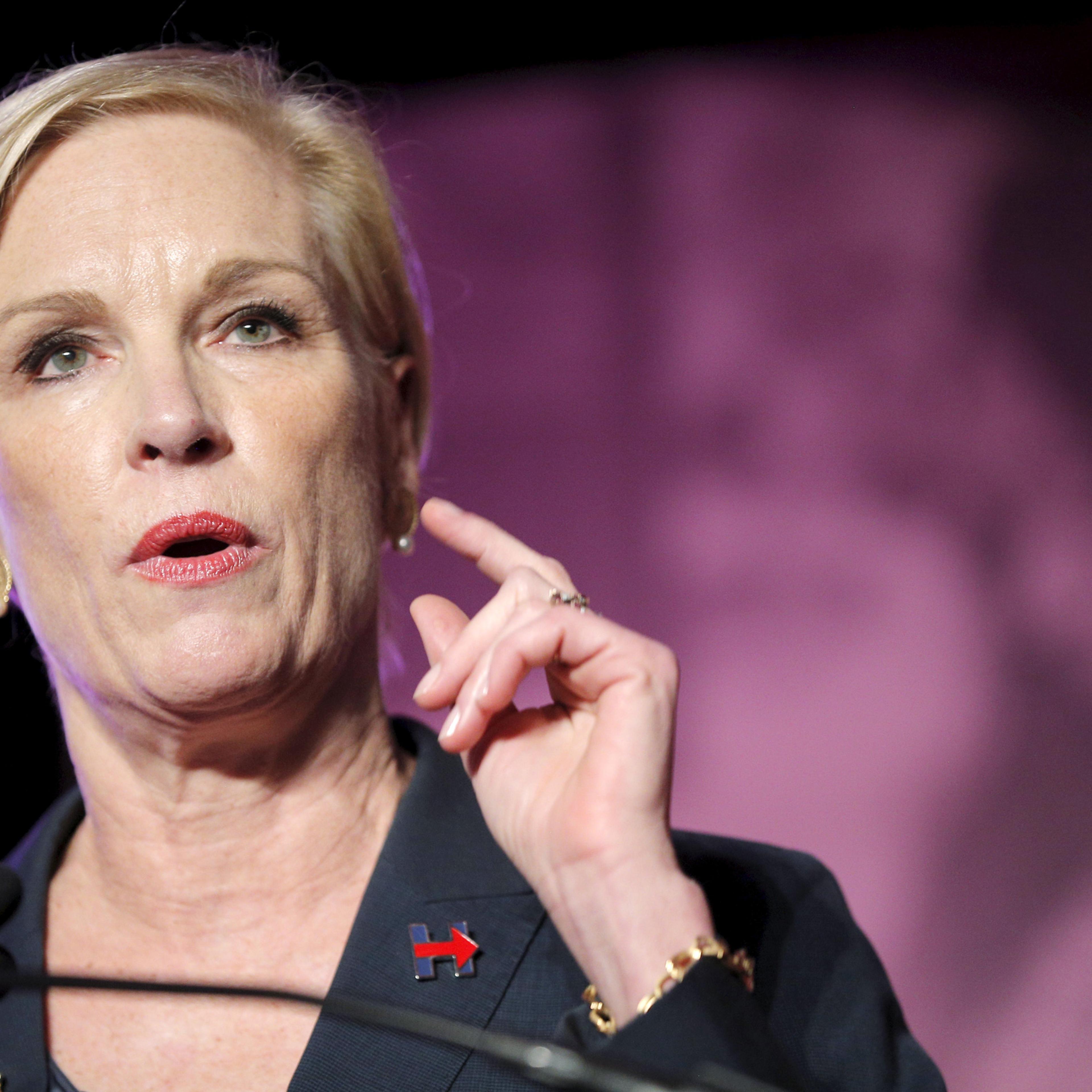 Planned Parenthood Action Fund President Cecile Richards speaks at an event to publicly endorse U.S. Democratic presidential candidate Hillary Clinton in Hooksett, New Hampshire, January 10, 2016. REUTERS/Brian Snyder - RTX21RMB