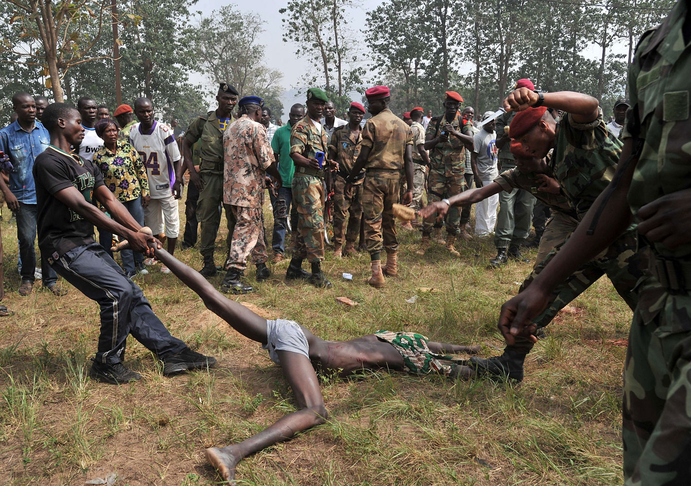 Central African Republic Soldiers Lynch Suspected Seleka Rebel Fighter