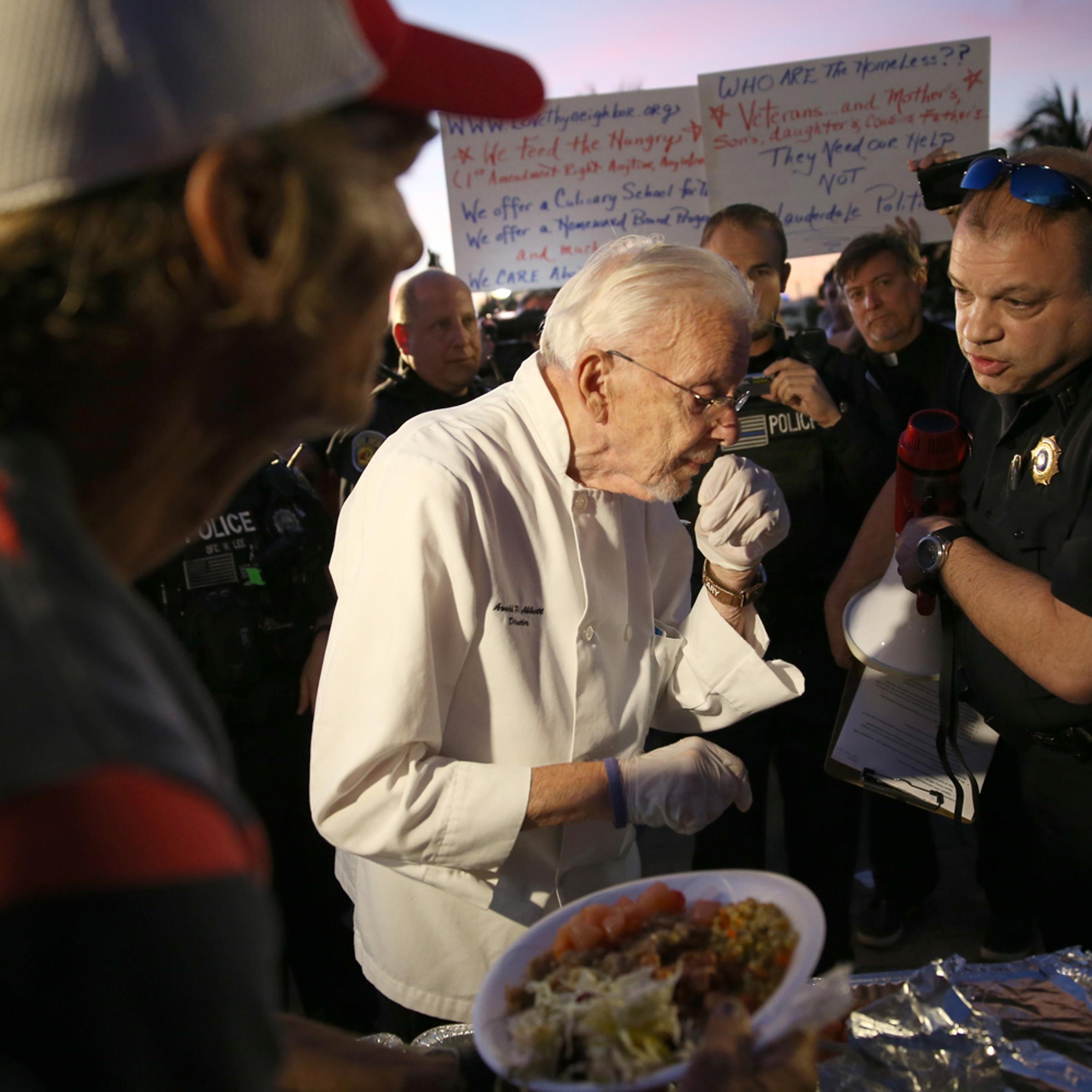 City Of Fort Lauderdale Continues To Issues Tickets For Charities Feeding The Homeless Outdoors