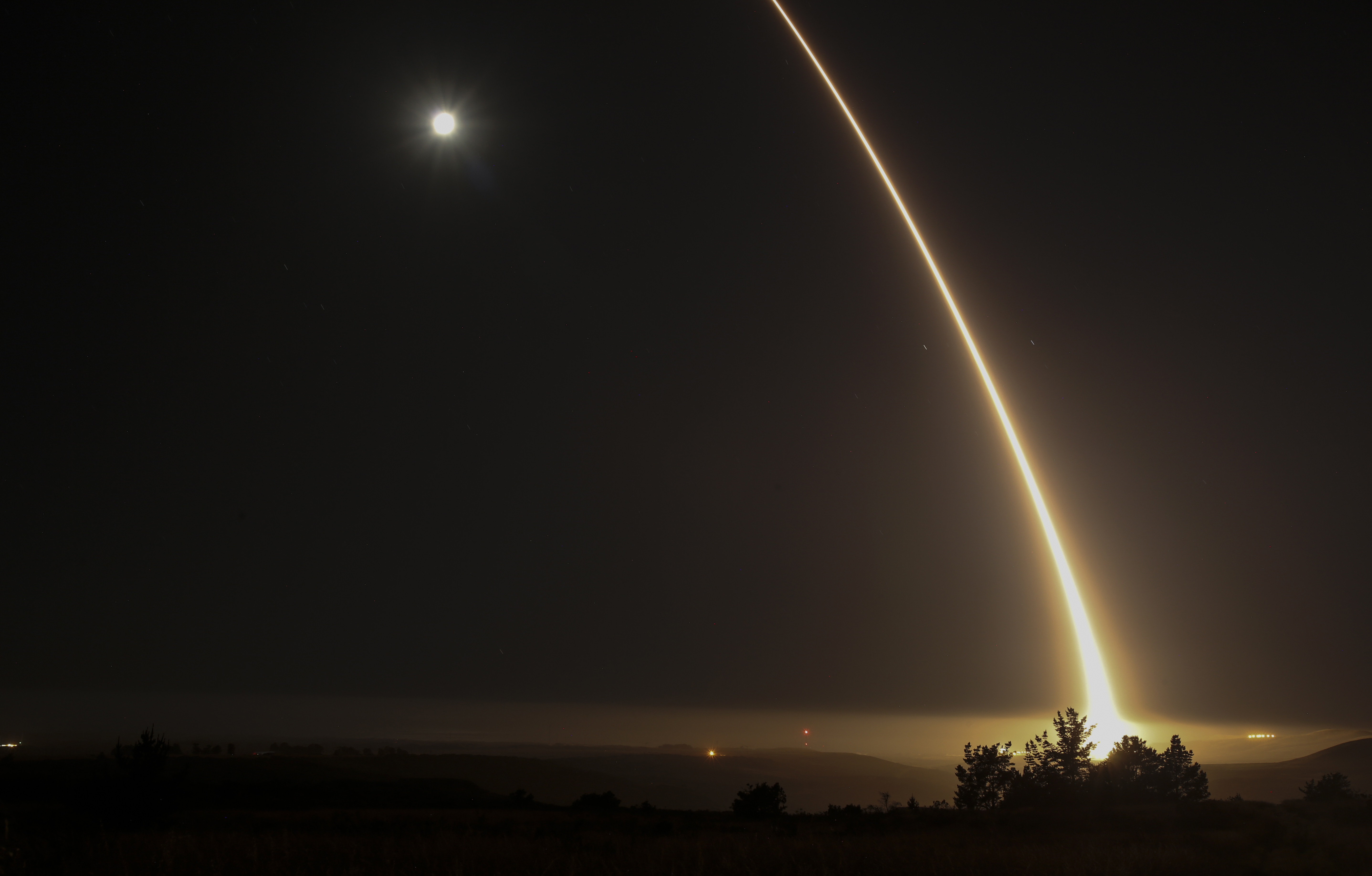 TOPSHOT-US-MILITARY-MISSILE-TEST
