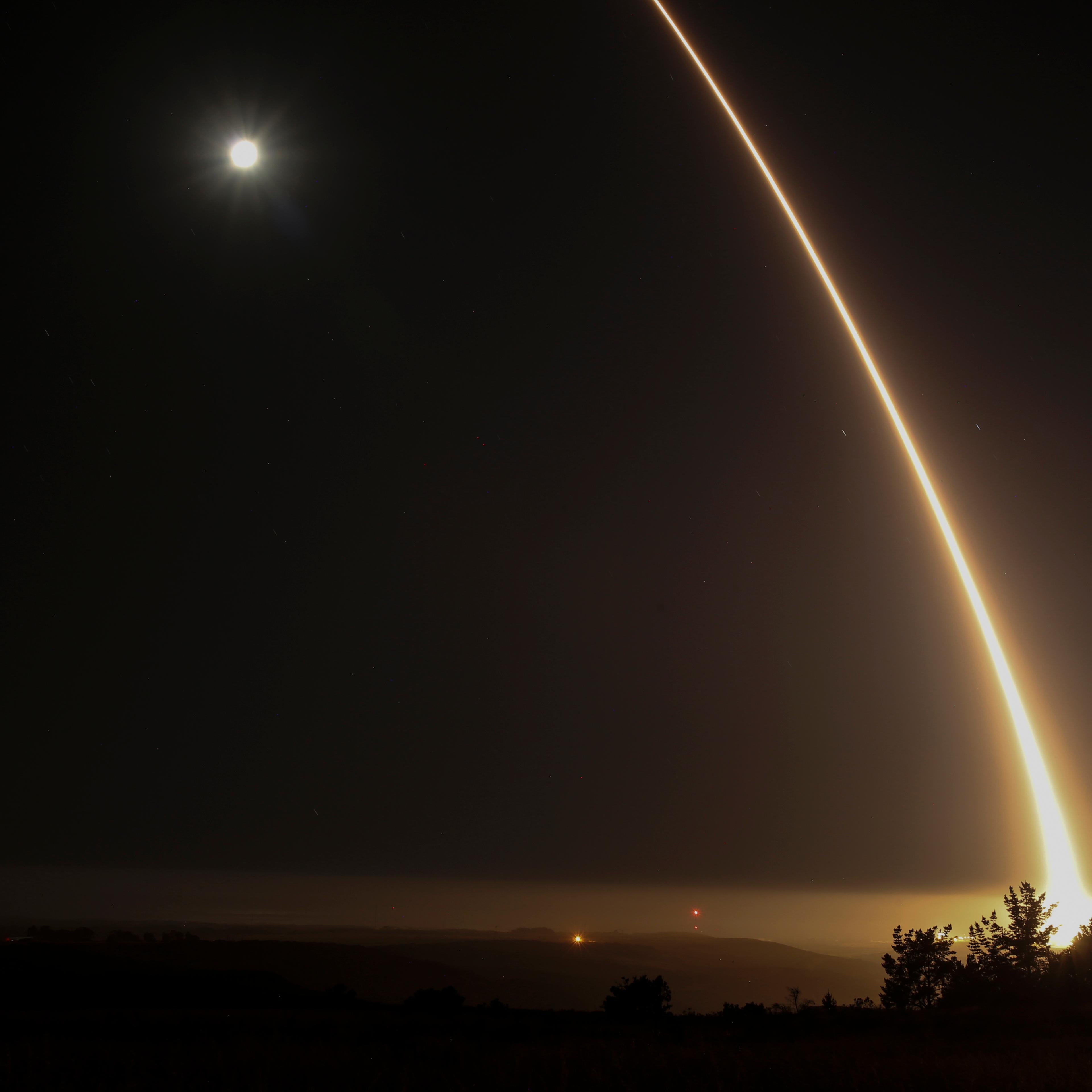 TOPSHOT-US-MILITARY-MISSILE-TEST