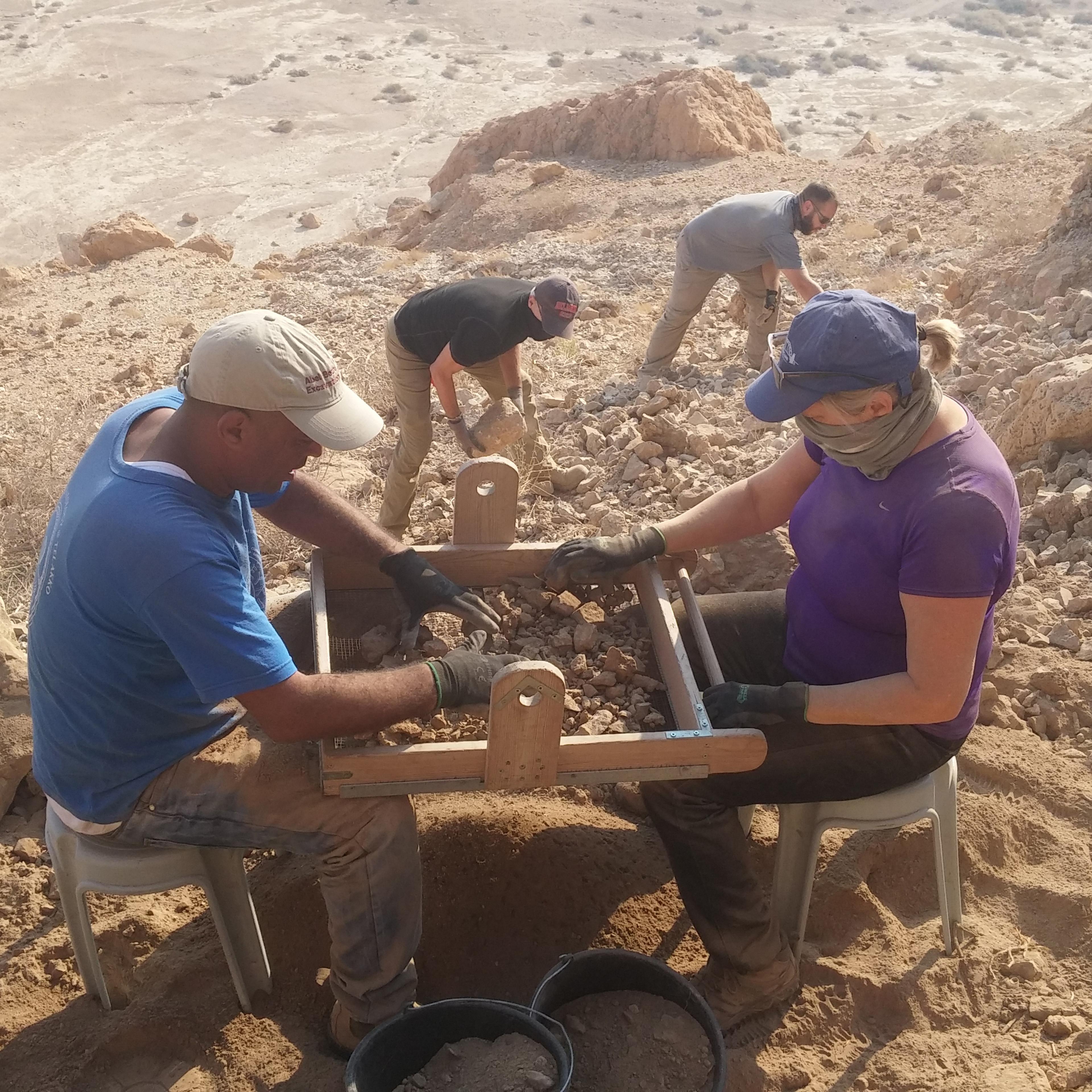 Hebrew University archaeologists