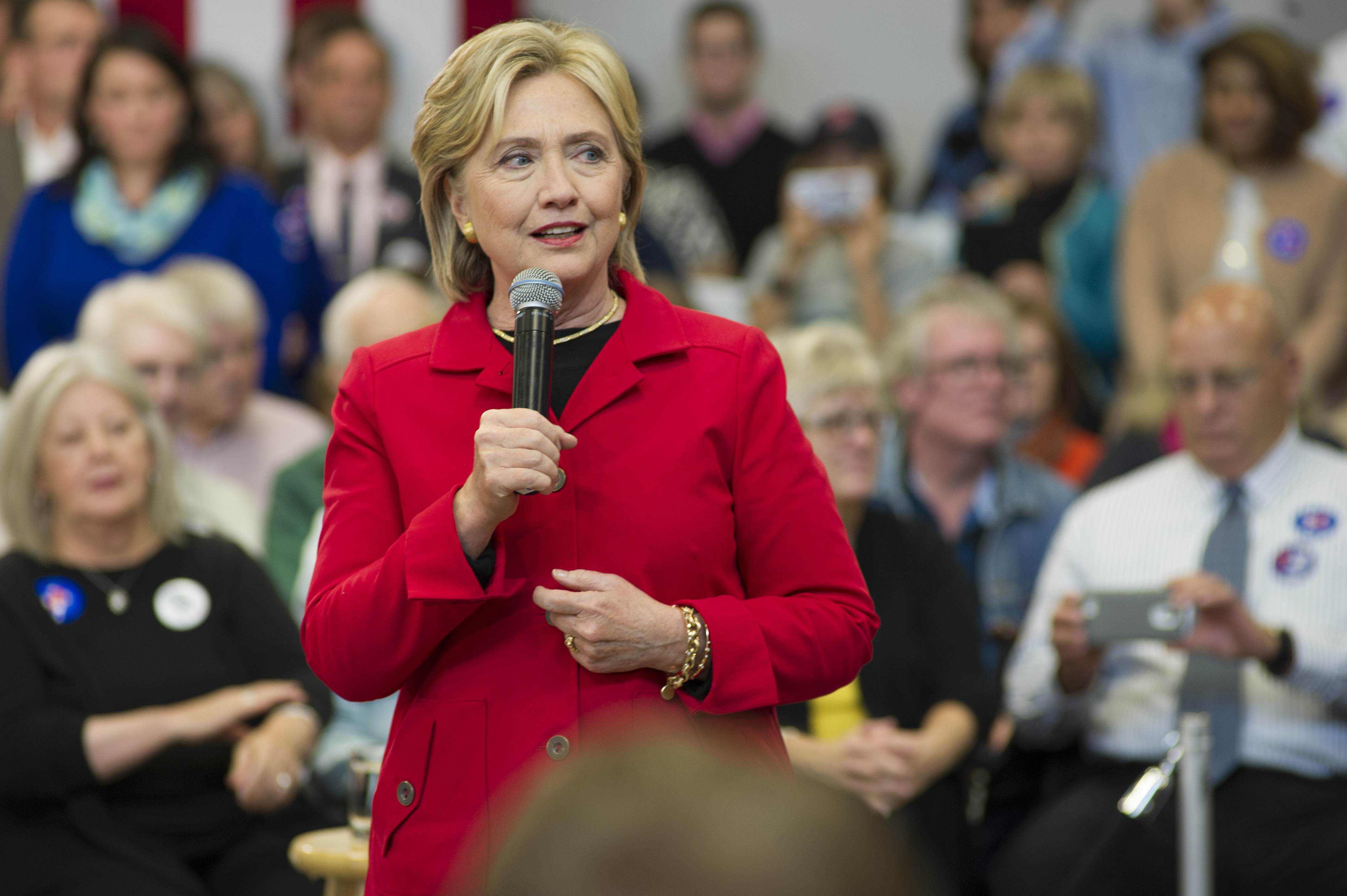 Hillary Clinton talks gun control at town hall meeting