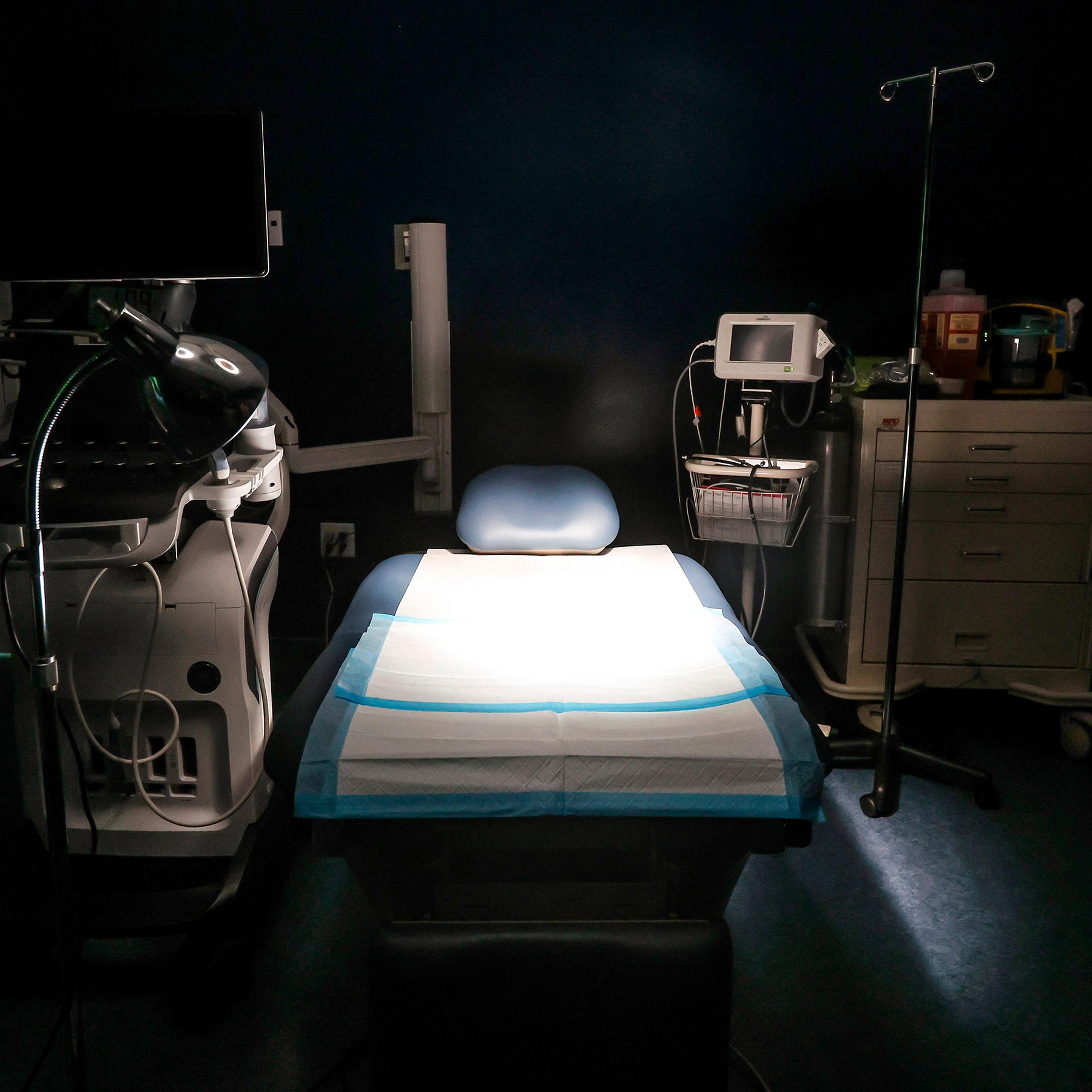 US-NEWS-ILL-ABORTION-TRAINING-TB