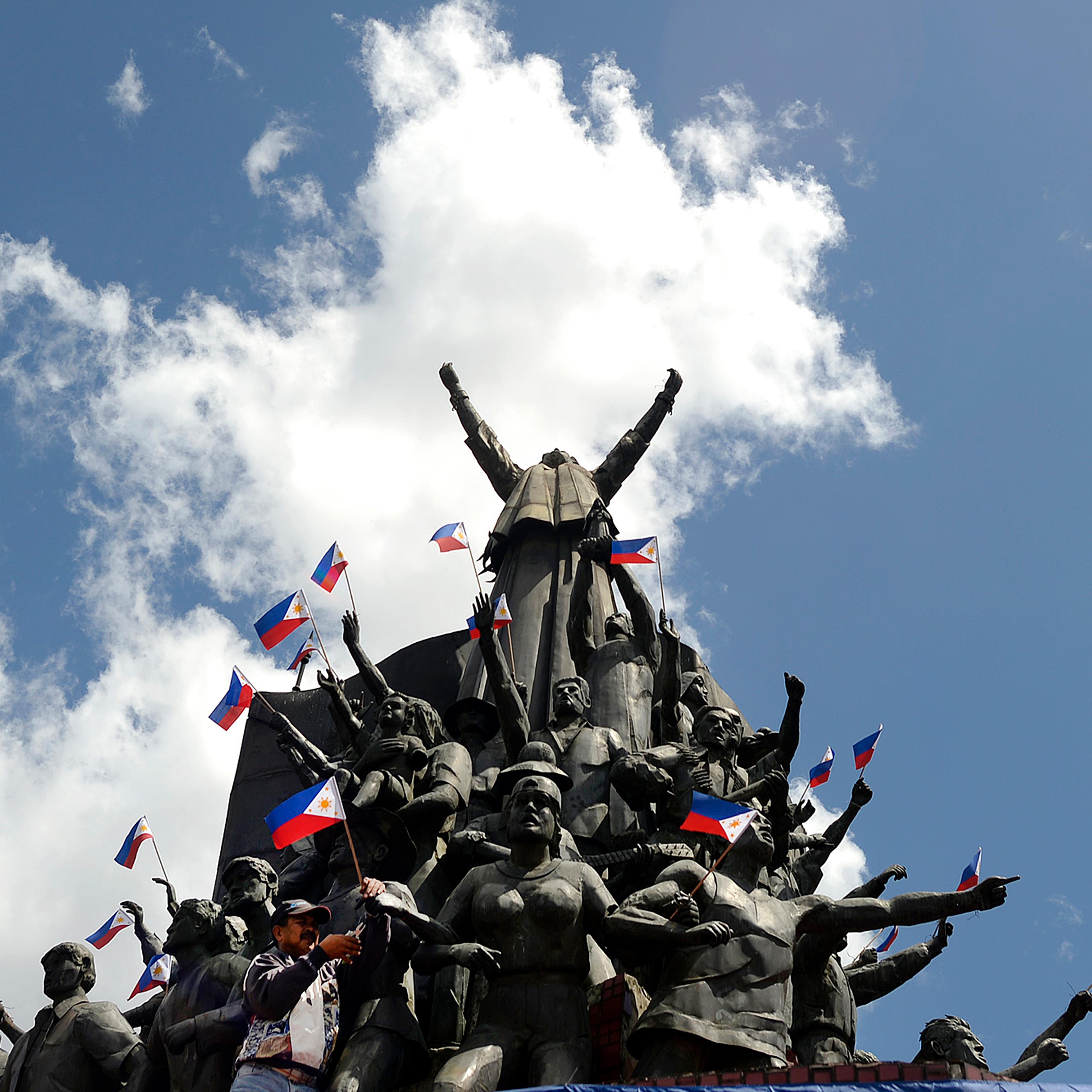 PHILIPPINES-VOTE-RIGHTS-MARCOS