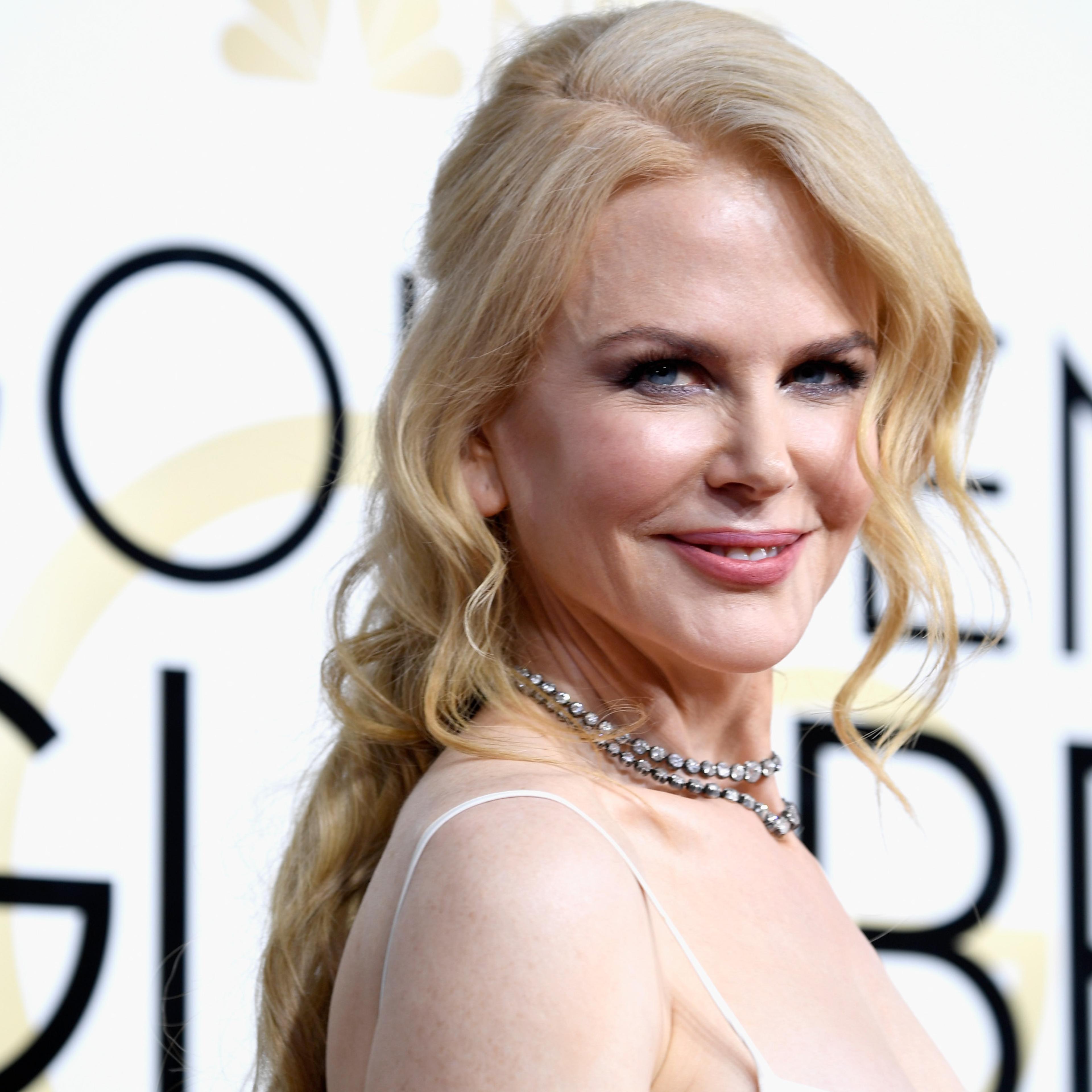 74th Annual Golden Globe Awards - Arrivals
