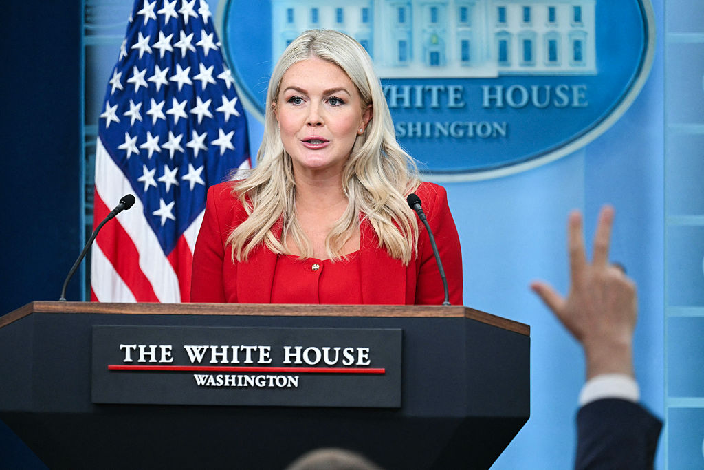 Karoline Leavitt to Step Down as White House Press Secretary