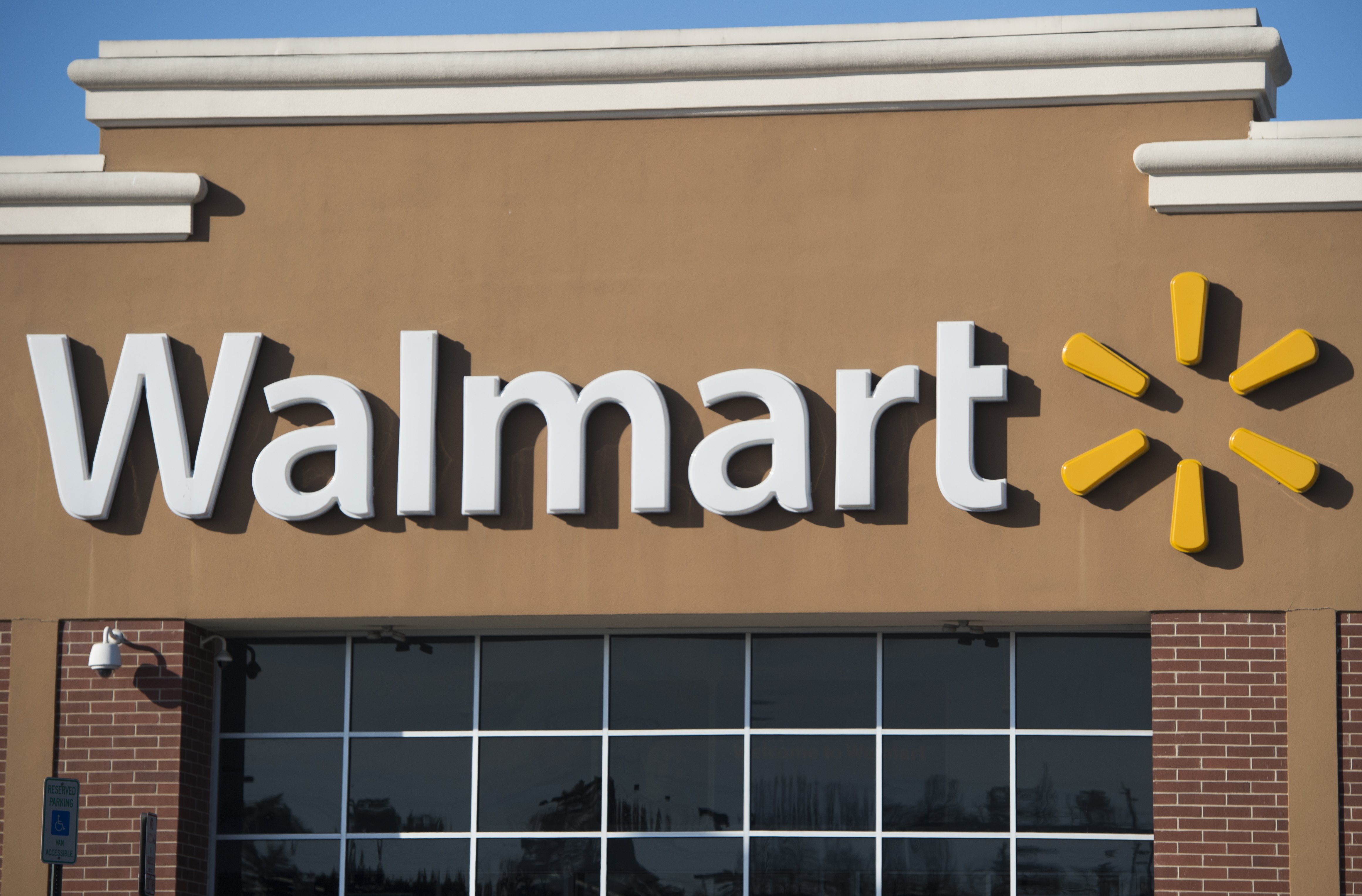 Kid goes viral for Walmart dance video.