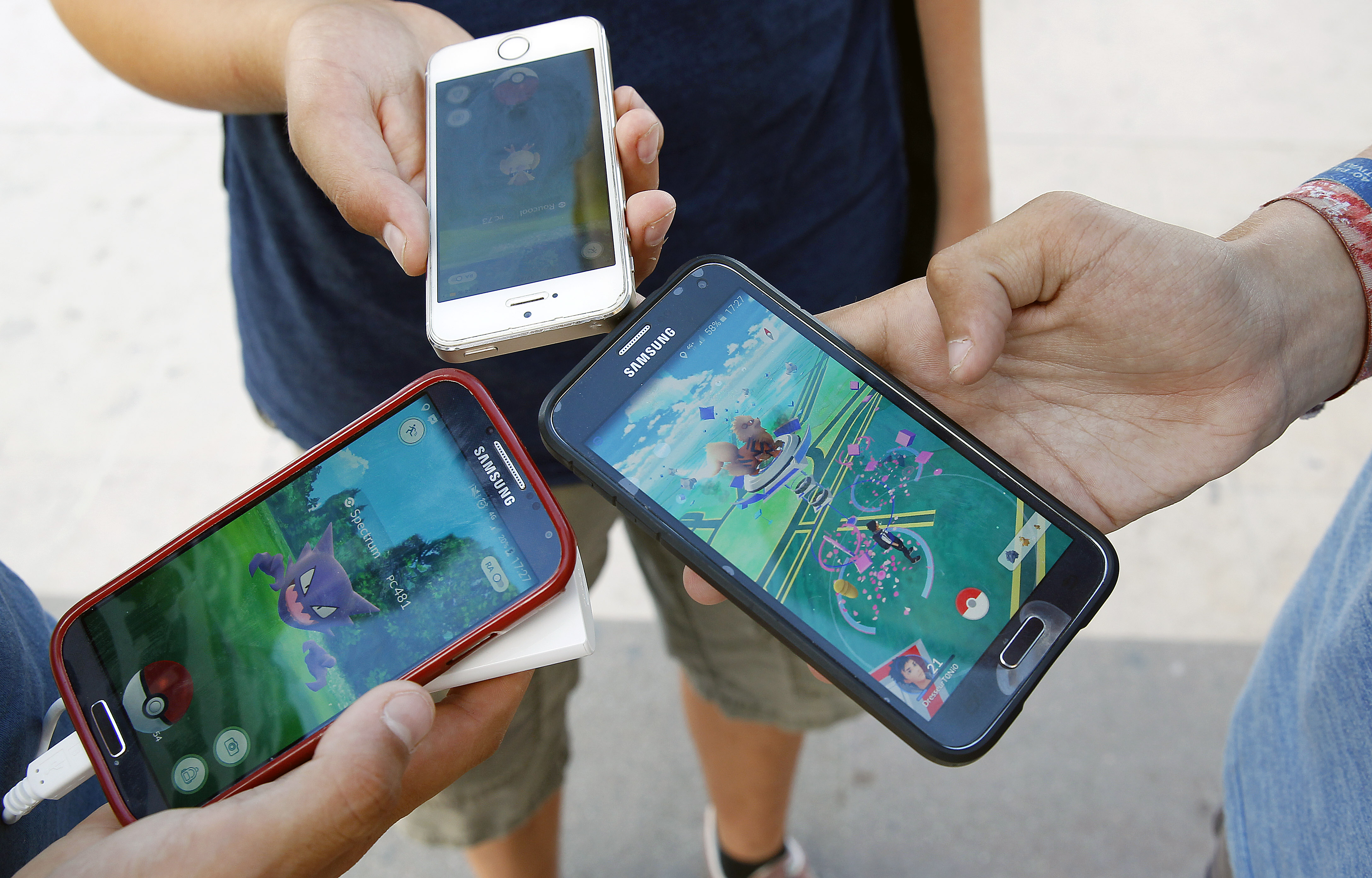 Pokemon Go around Paris
