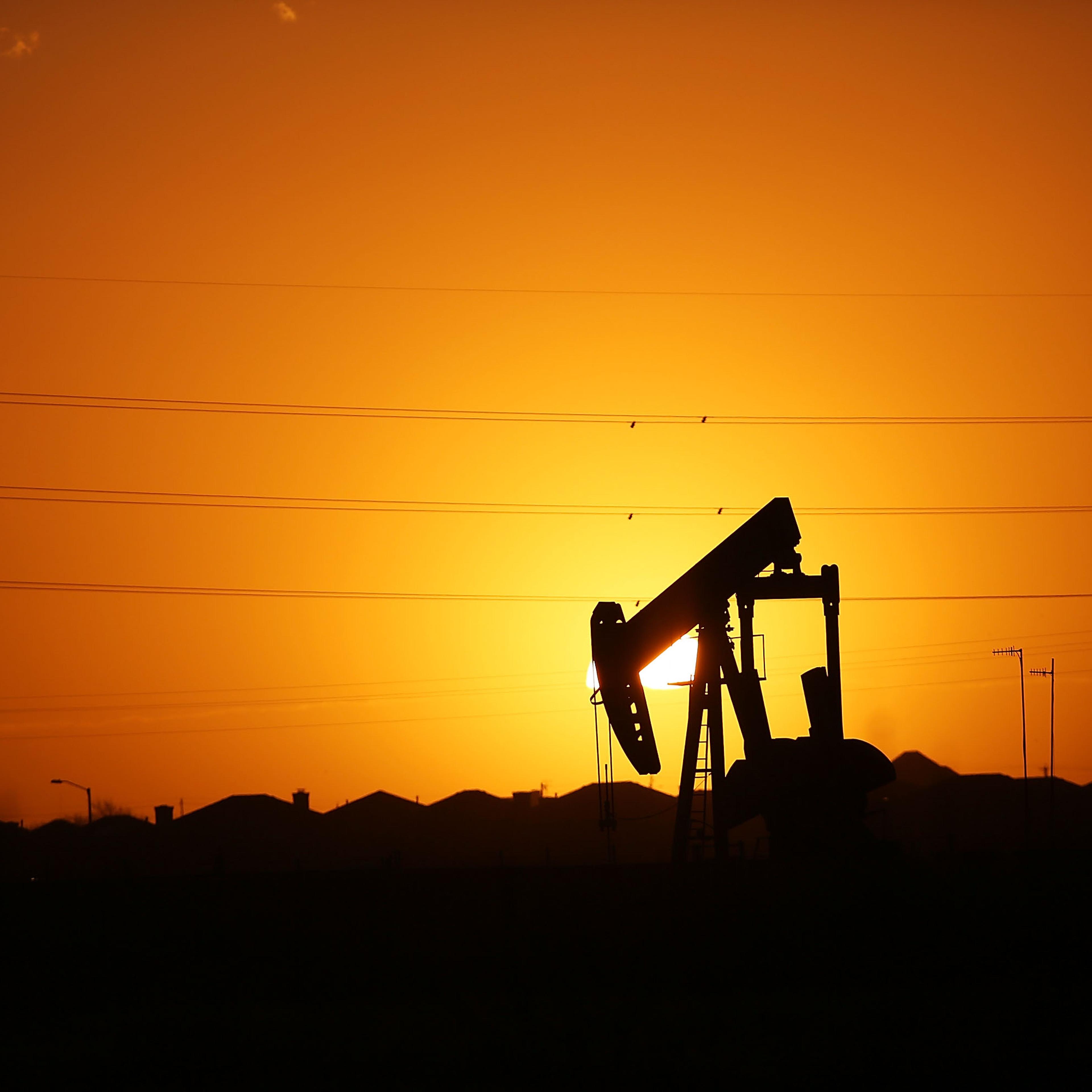 crude oil prices canada tar sands wildfire
