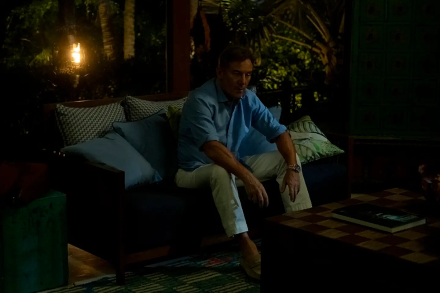Jason Isaacs in The White Lotus Season 3, Episode 5