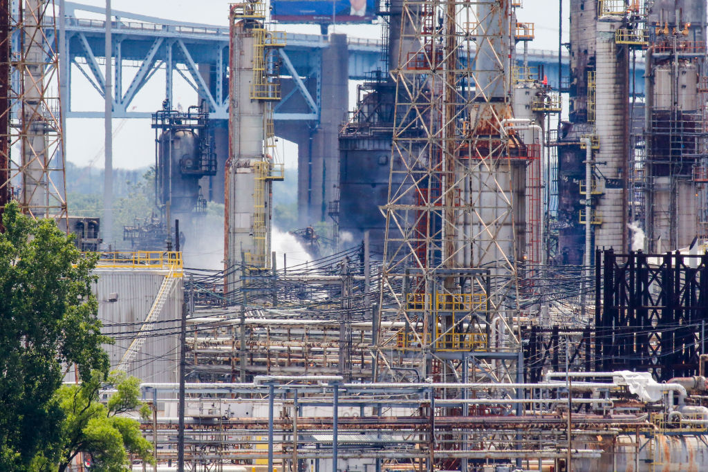 Explosions At Philadelphia Oil Refinery