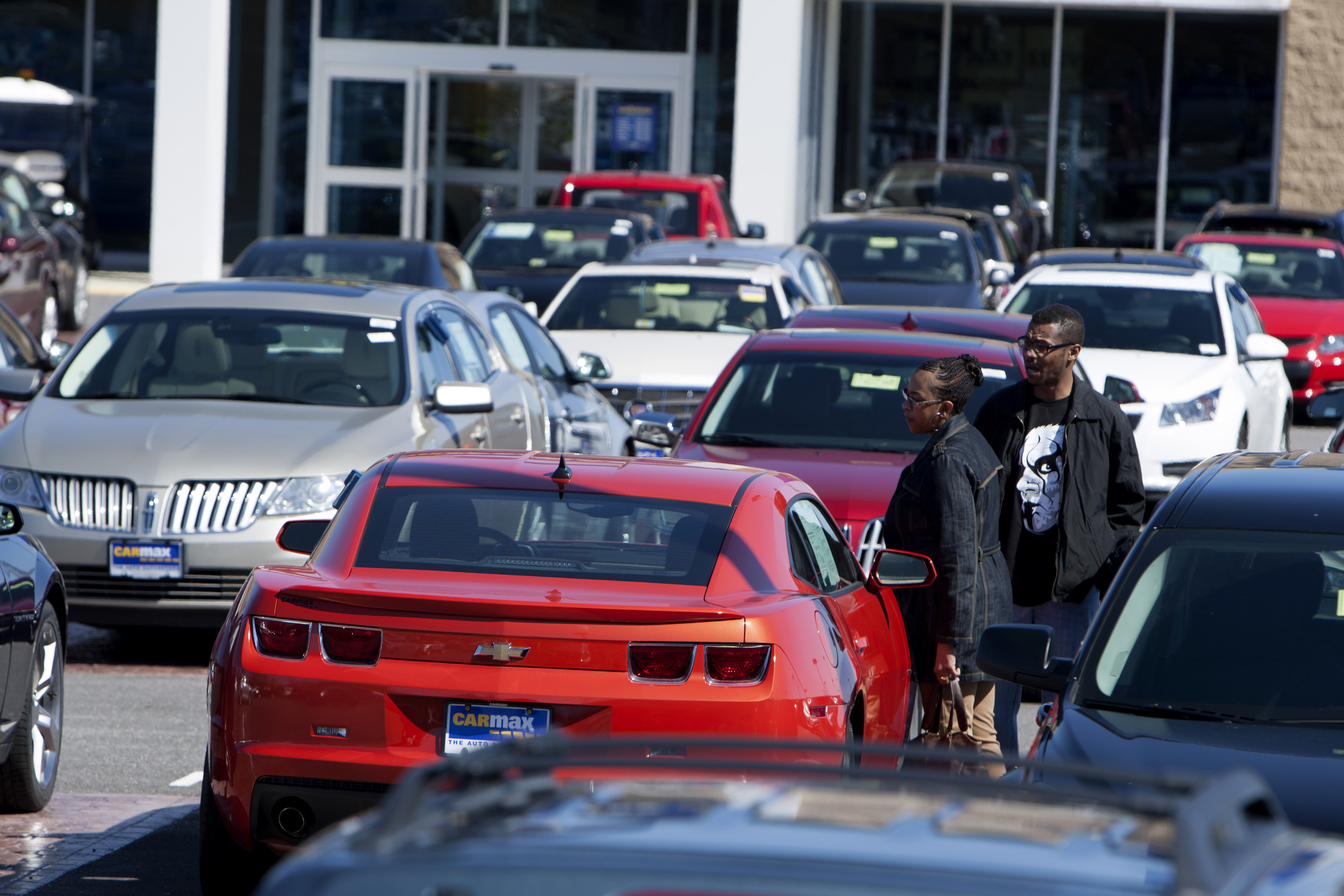 Inside A Carmax Inc. Location Ahead Of Earnings Figures