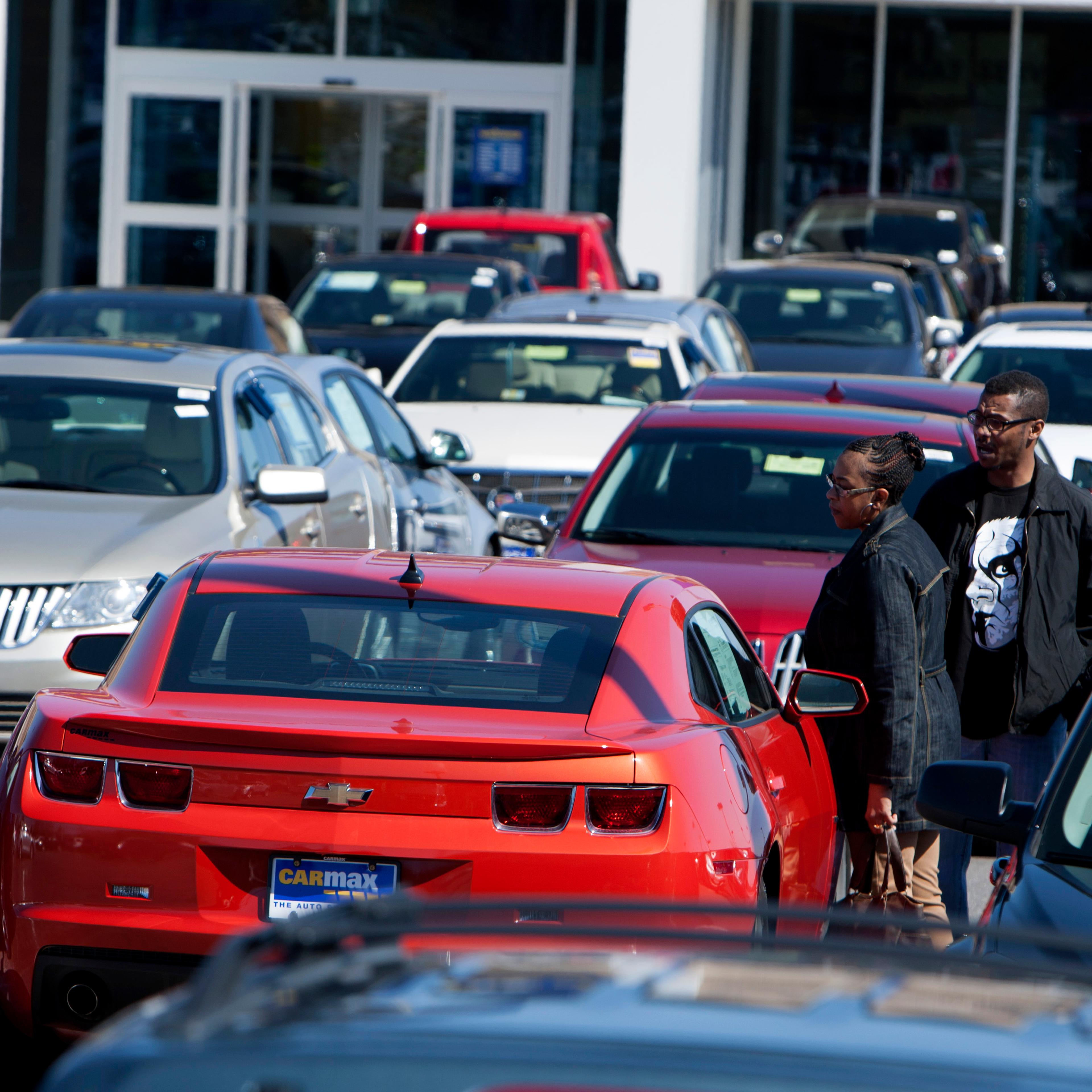 Inside A Carmax Inc. Location Ahead Of Earnings Figures