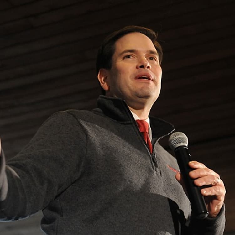 Republican Presidential Candidate Marco Rubio speaks to a group of potential supporters at a rally on the campus of Iowa State University, Saturday Janurary 30, 2016 in Ames, Iowa.