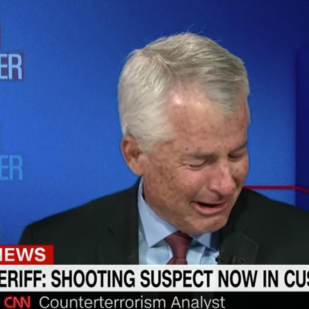 Phil Mudd breaks down on CNN
