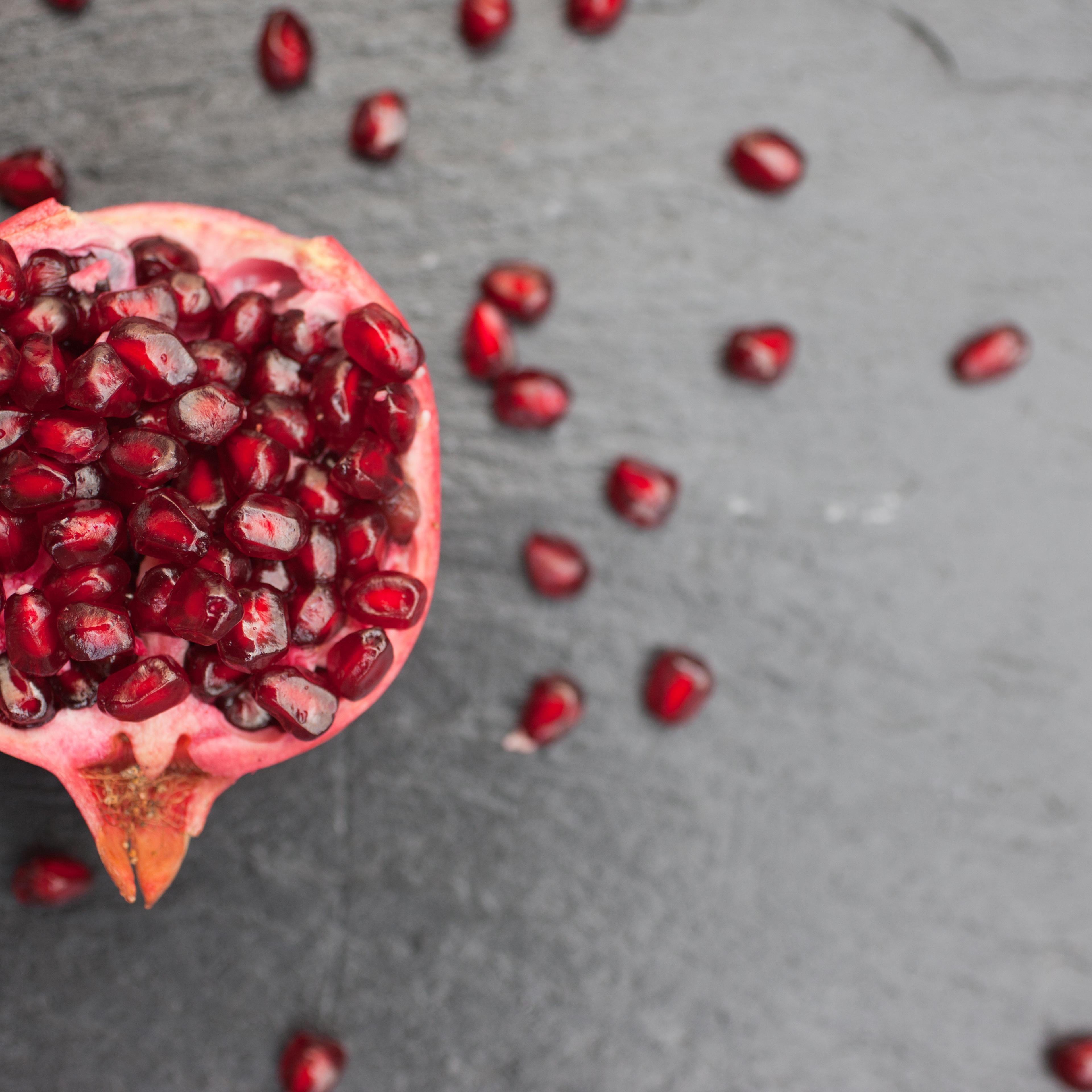 pomegranate-seeds