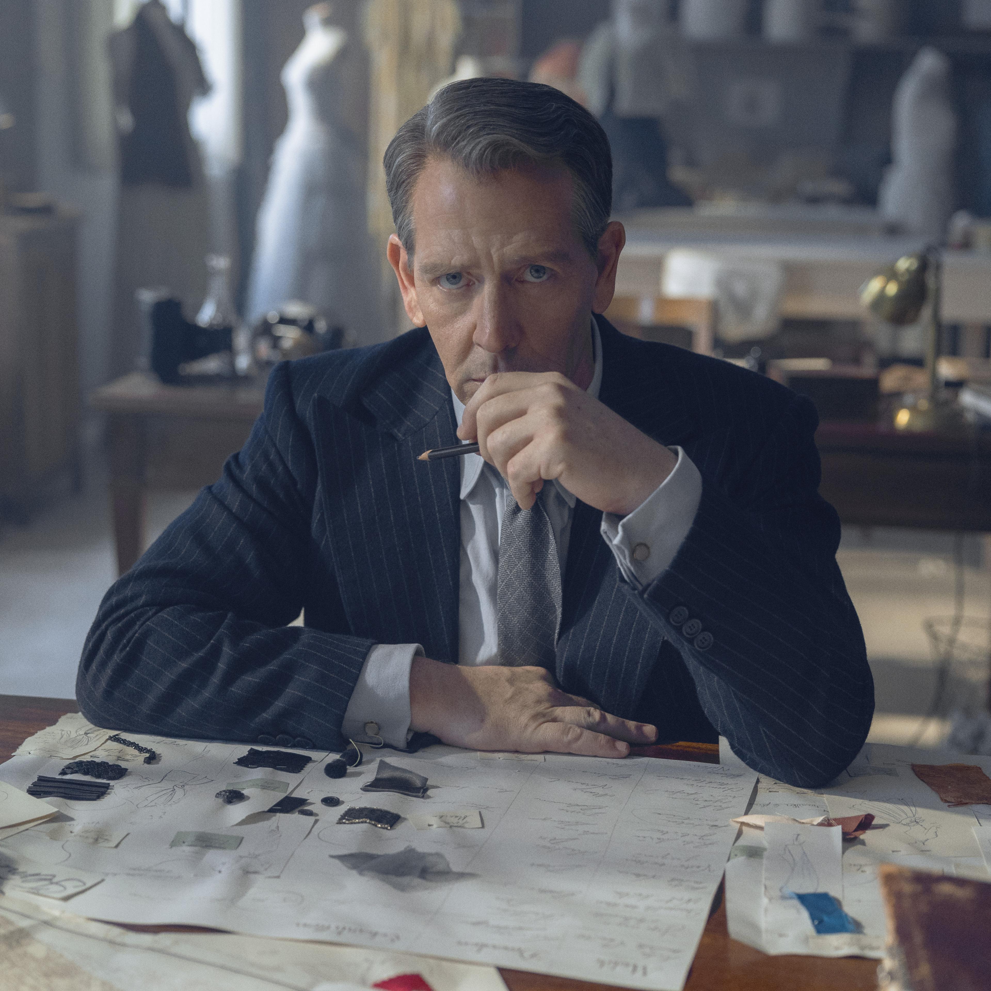 Ben Mendelsohn in <i>The New Look</i>