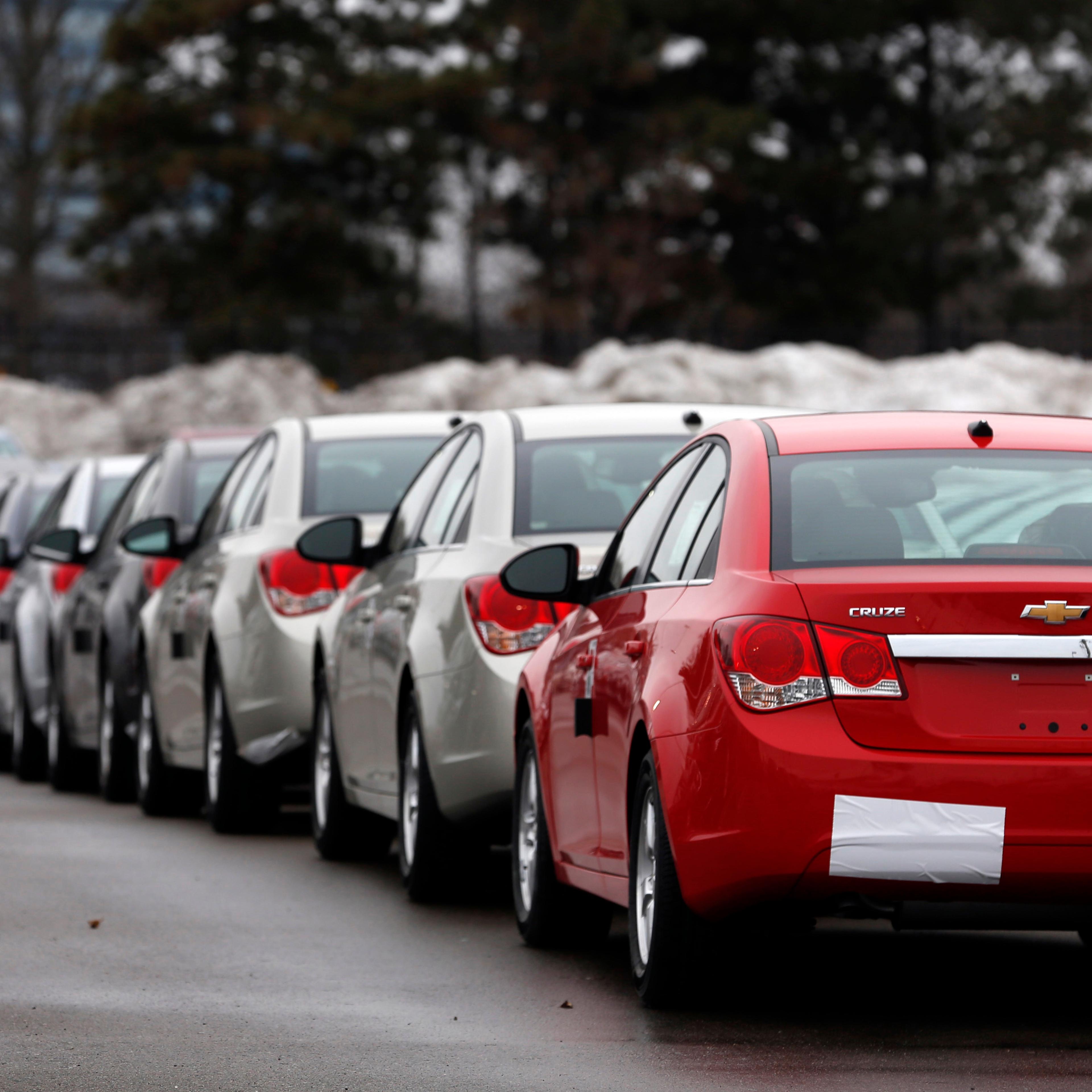 GM Says Dealers Told to Stop Selling Some Chevrolet Cruzes