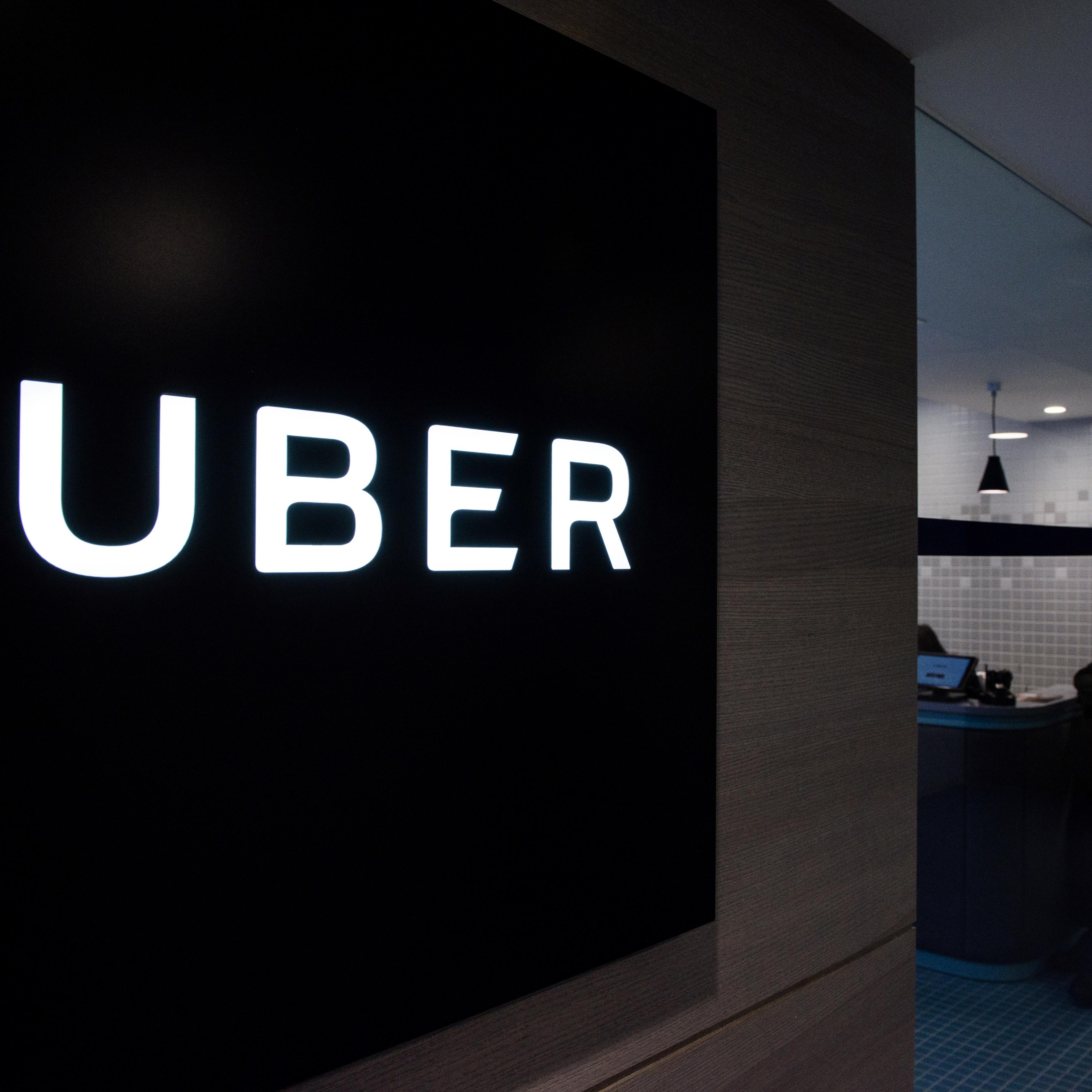 HONG KONG-UBER-TAXI-COURT