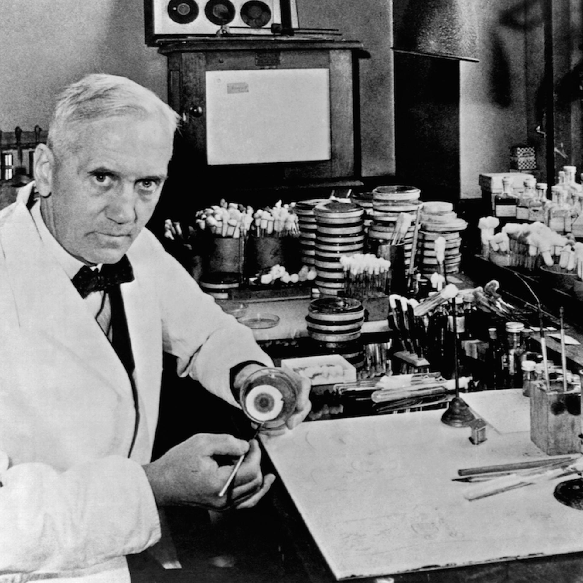 Sir Alexander Fleming.