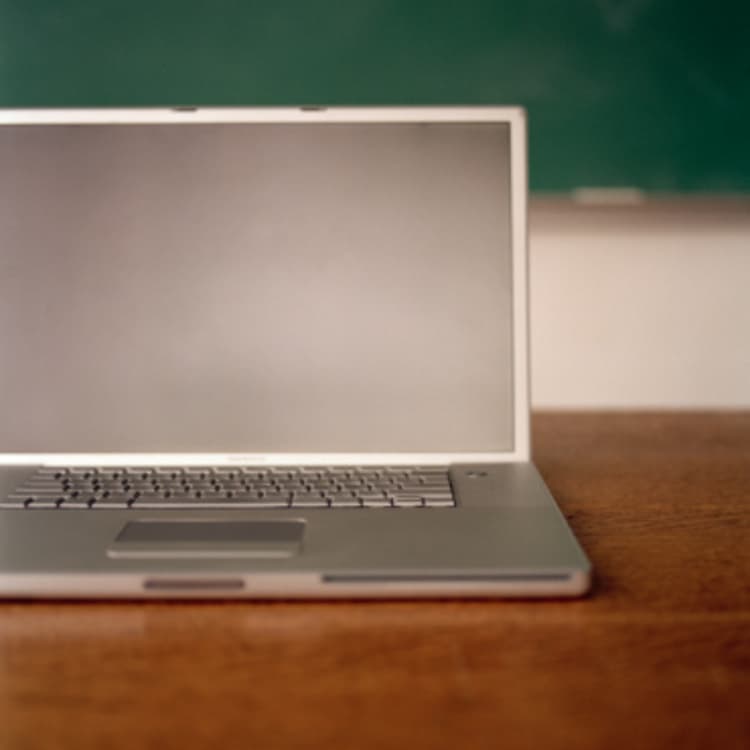 laptop-chalkboard