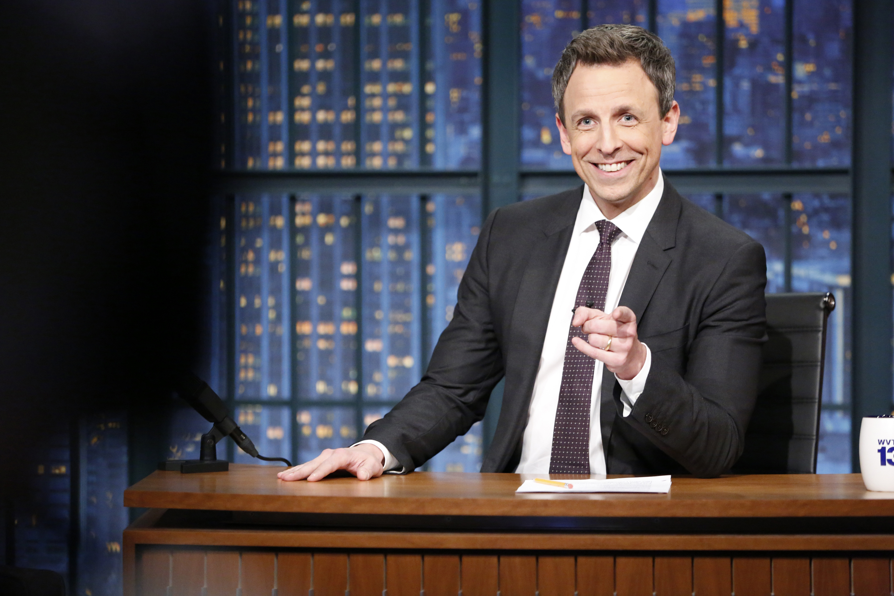 seth meyers a closer look donald trump wall immigration
