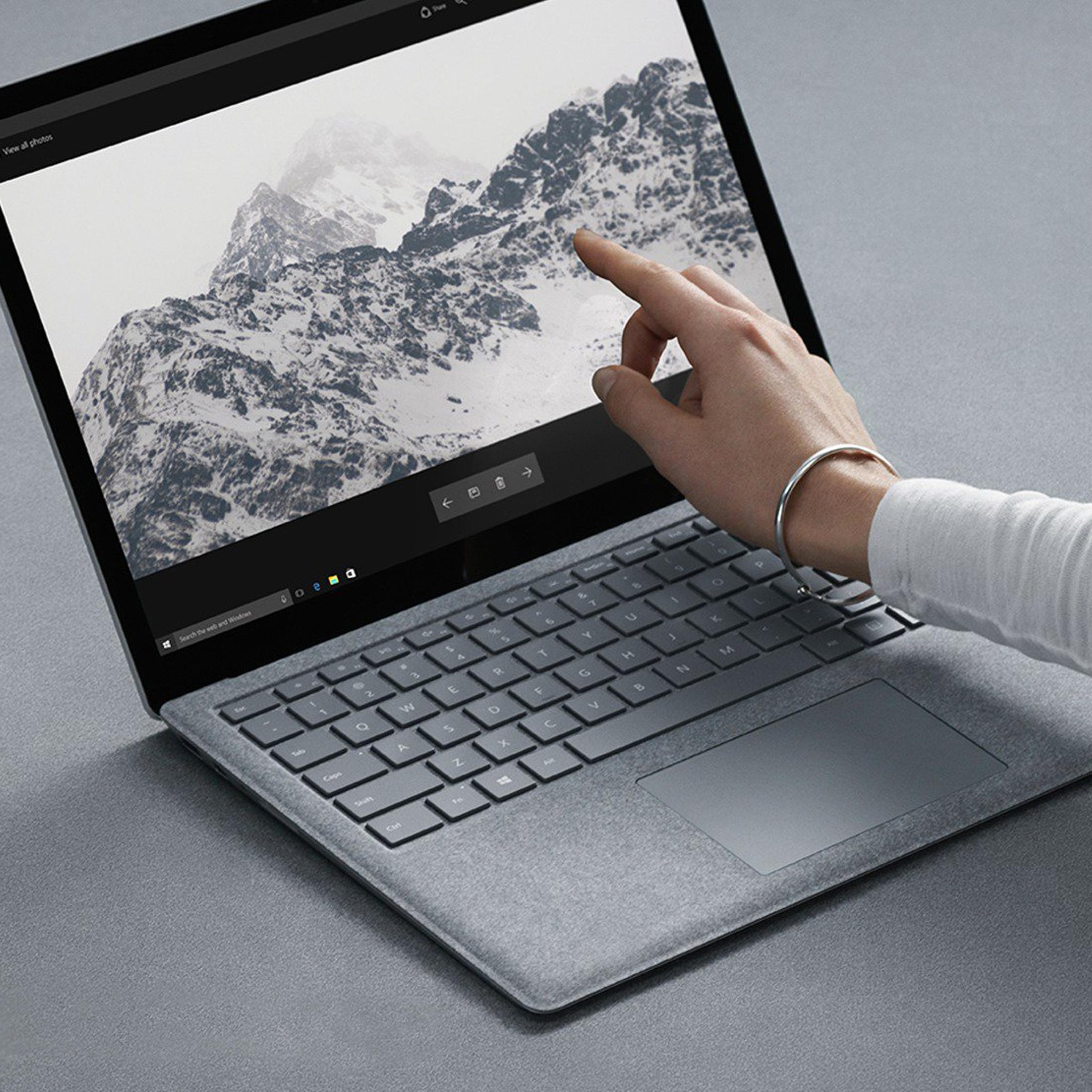 Microsoft Surface Laptop