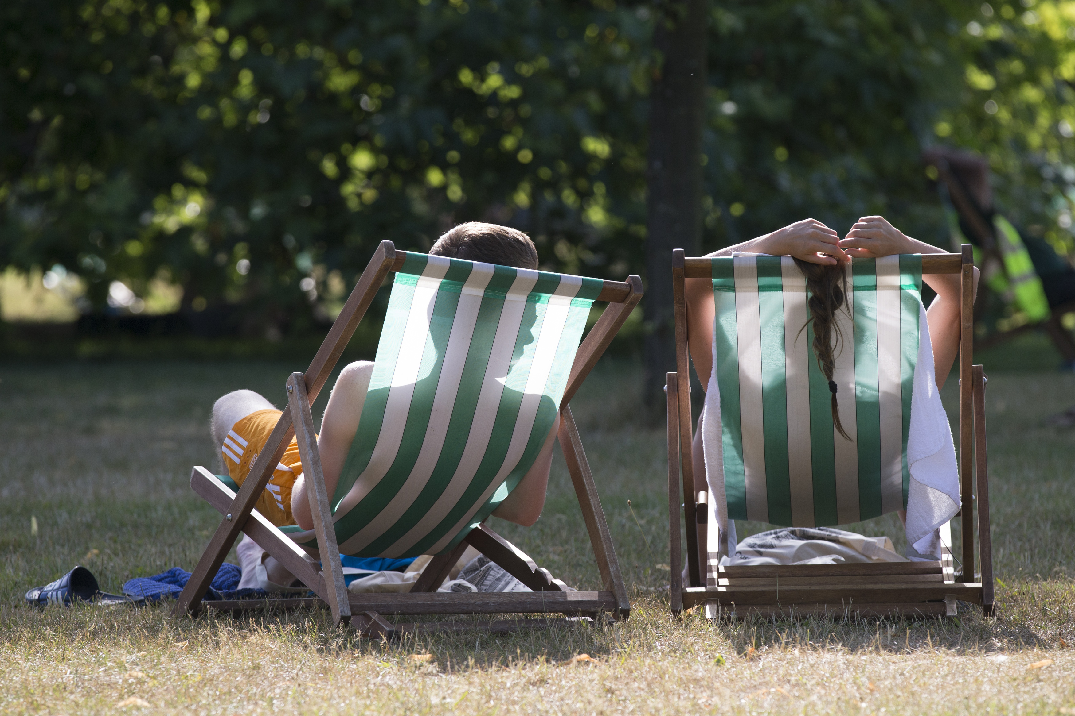 climate change weather lawn chairs