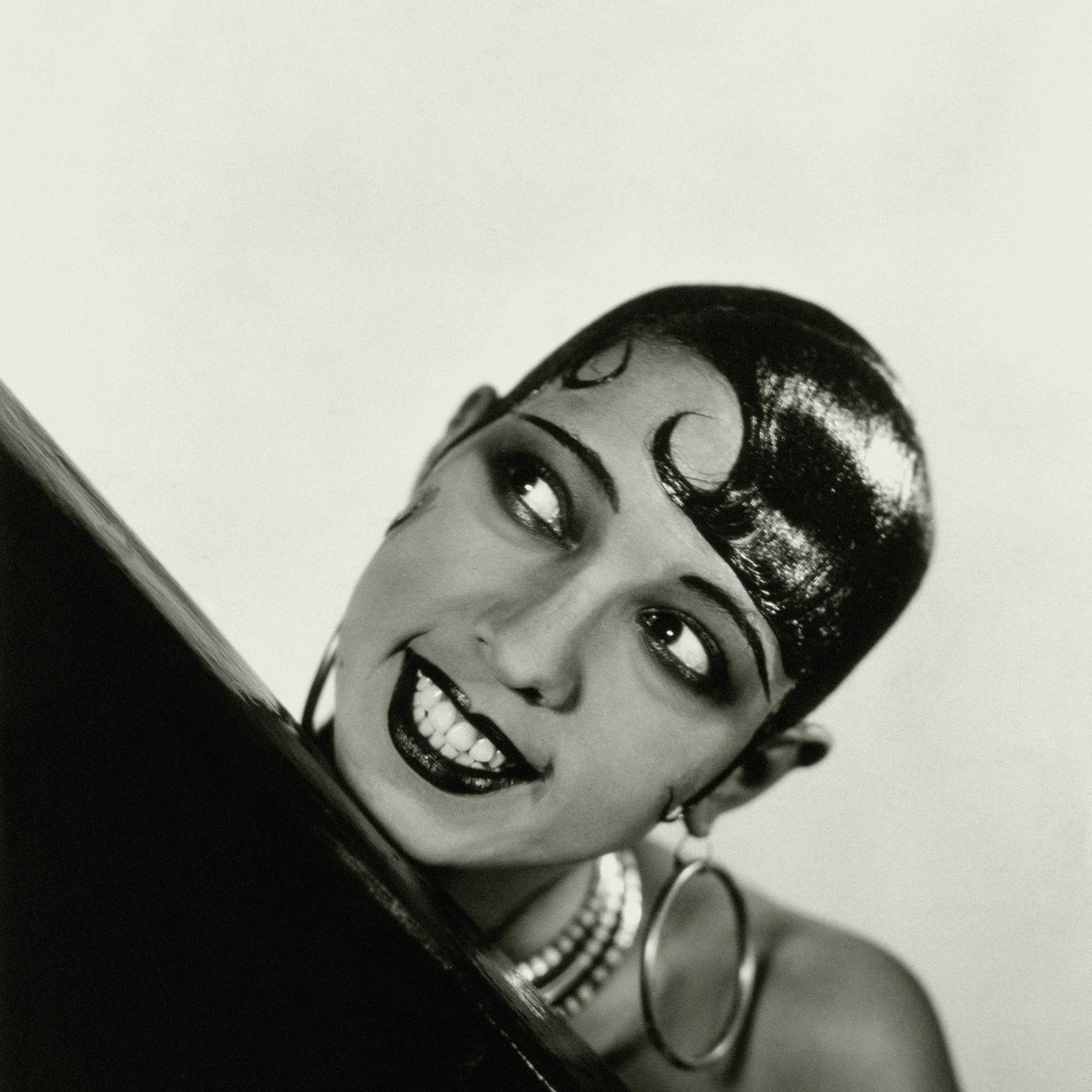 Josephine Baker, circa 1927, wearing large hoop earrings.