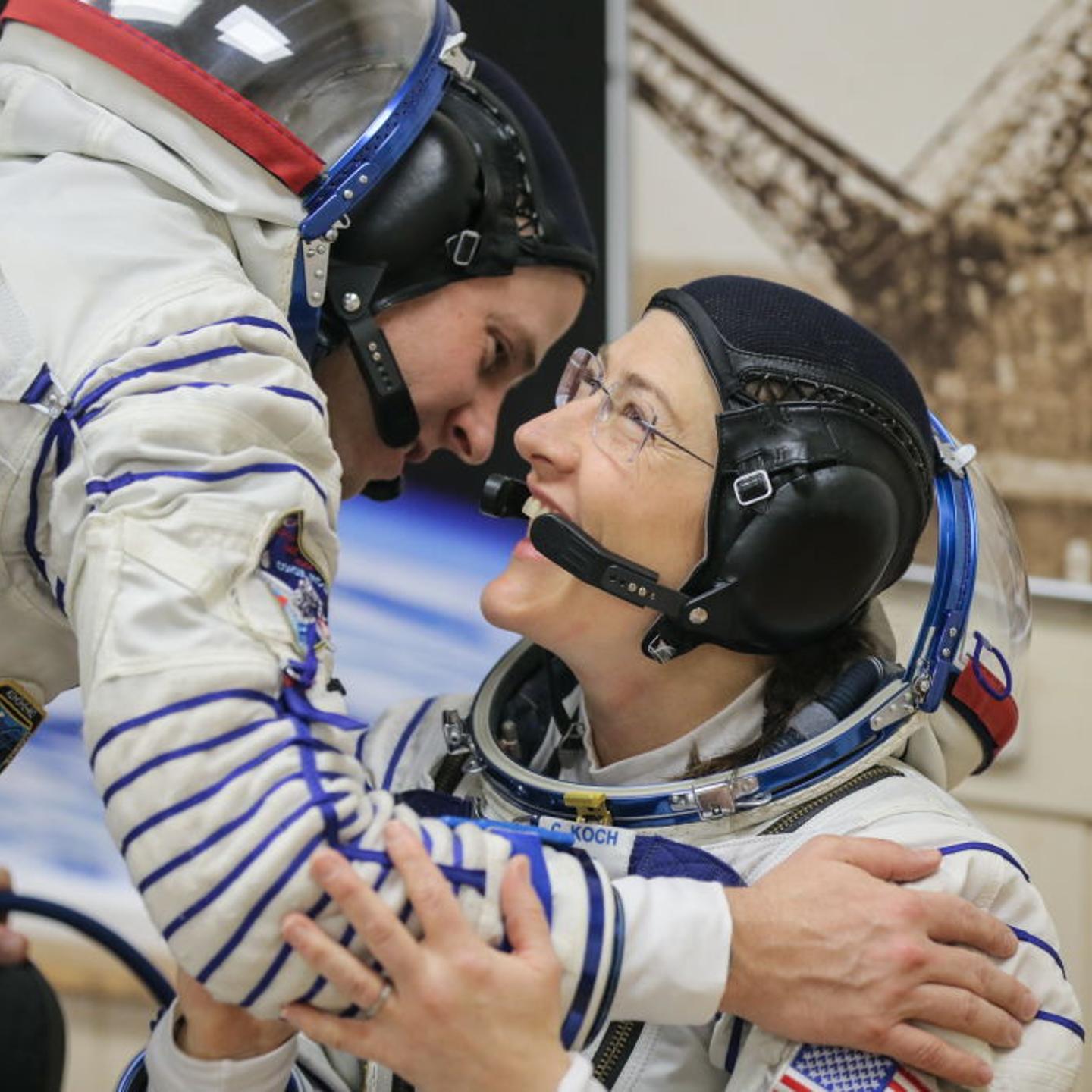 ISS Expedition 59/60 main crew prepares for launch at Baikonur Cosmodrome