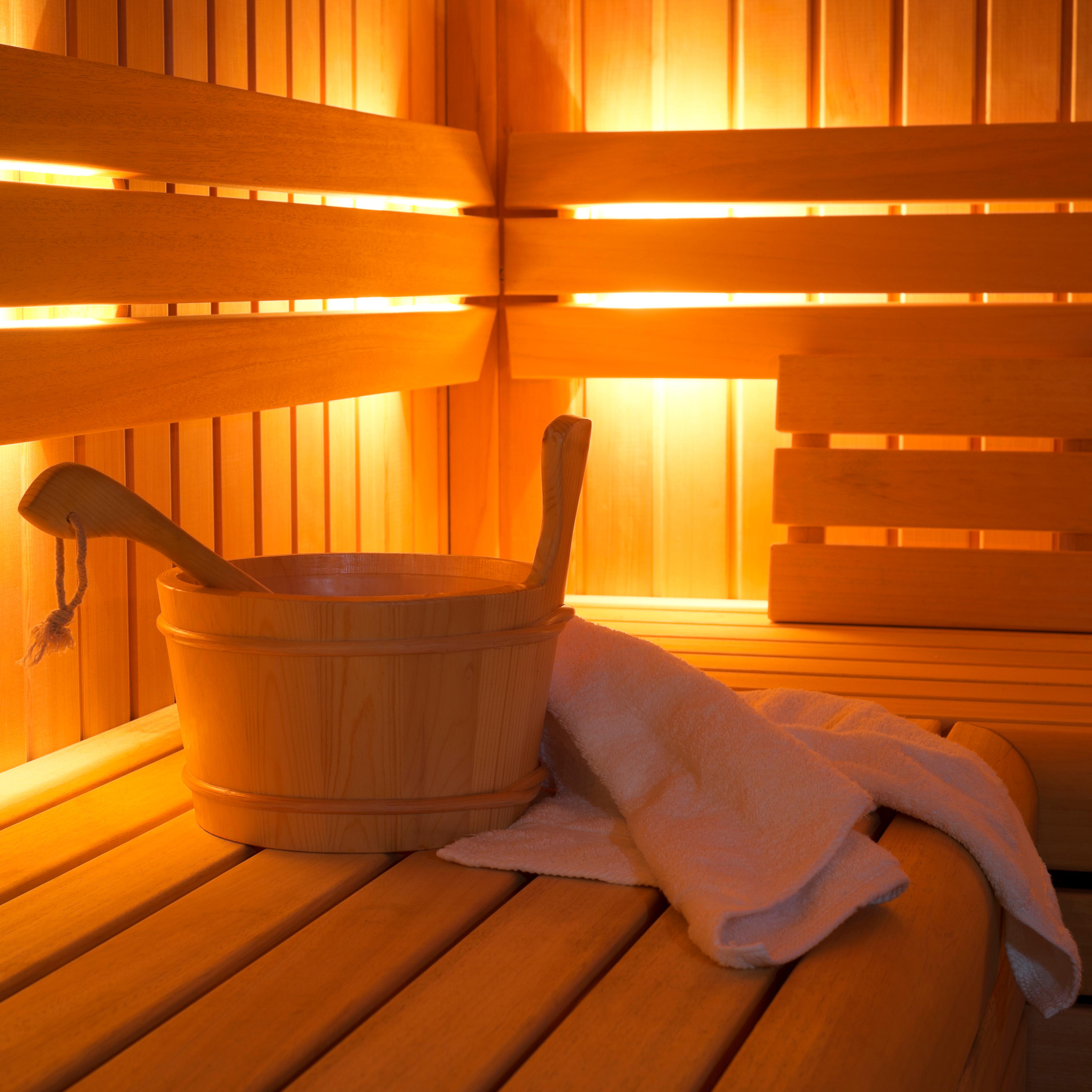sauna-bathing
