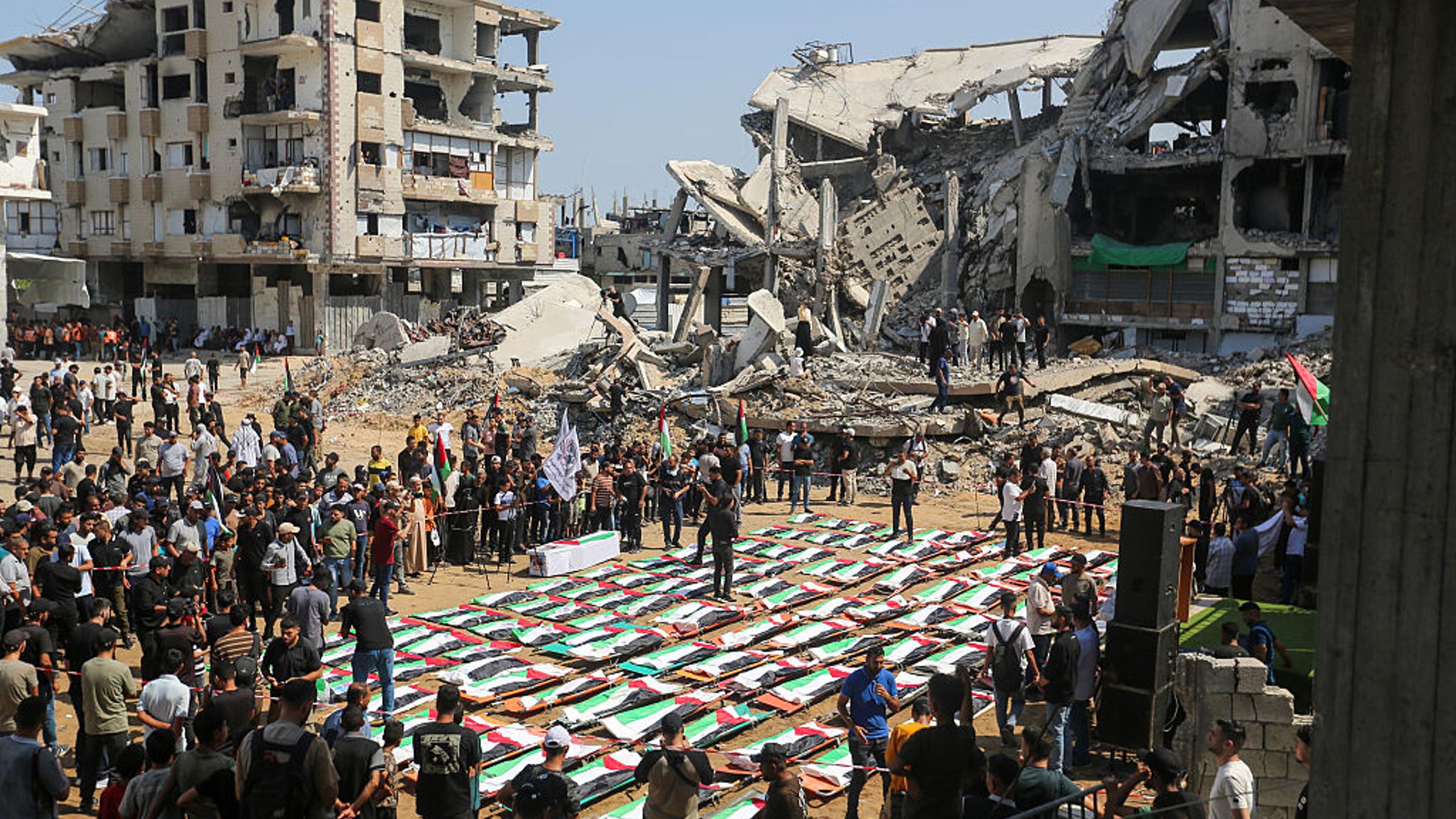 Israel Bombs Gaza, Casting Doubt on Trump Peace Plan