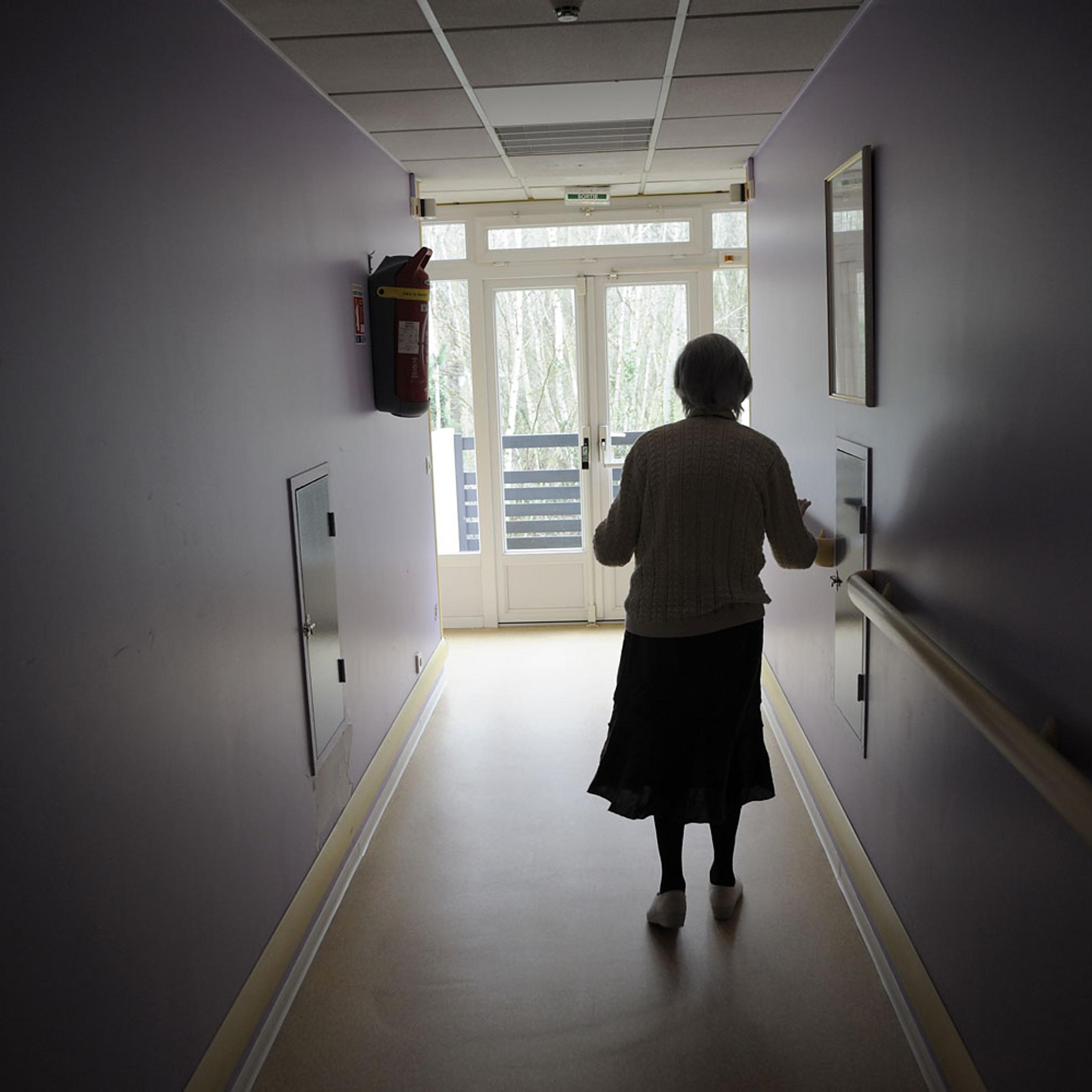 A woman, suffering from Alzheimer's dese